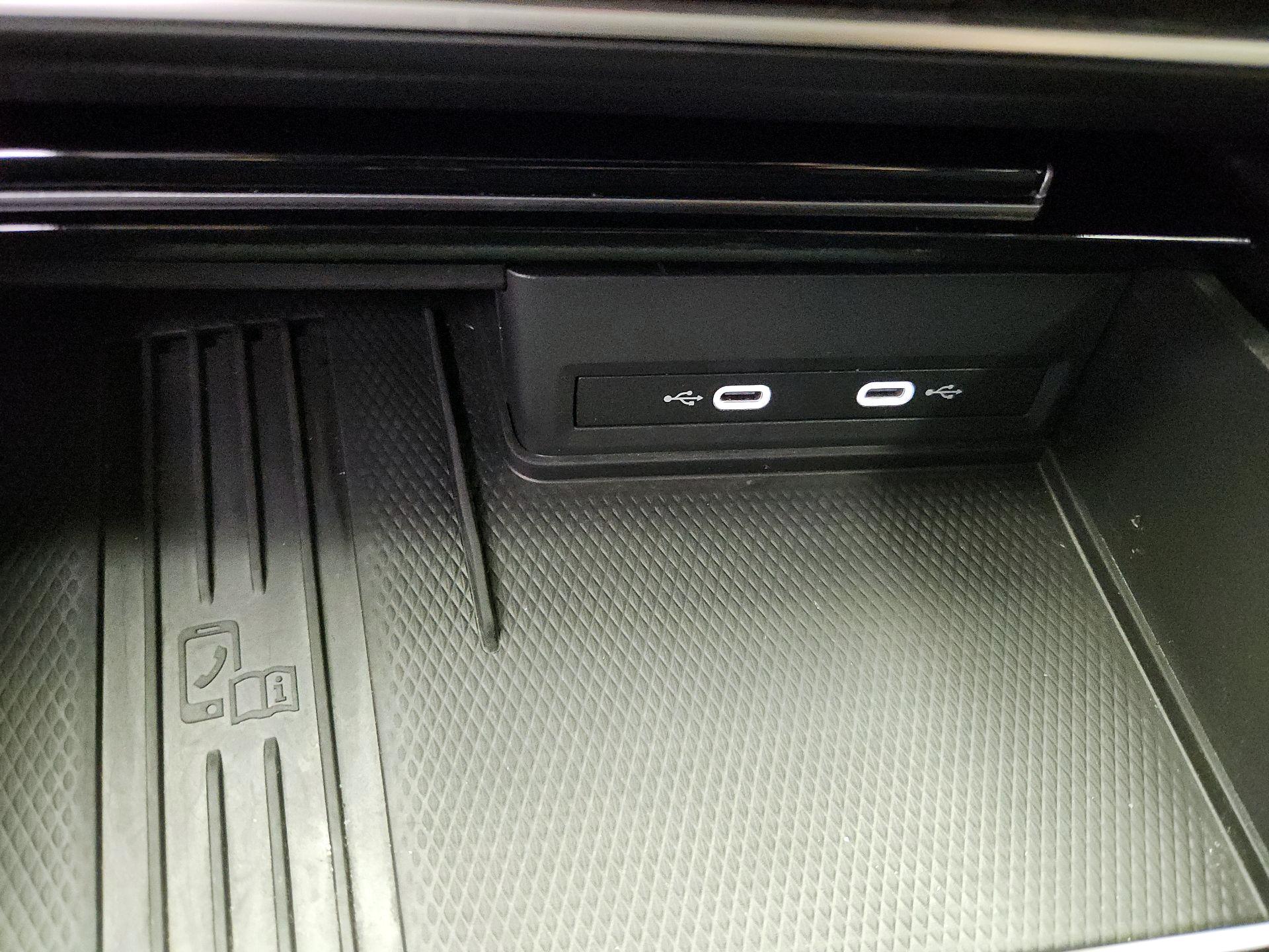 Thumbnail: 2025 Volkswagen Atlas - 18