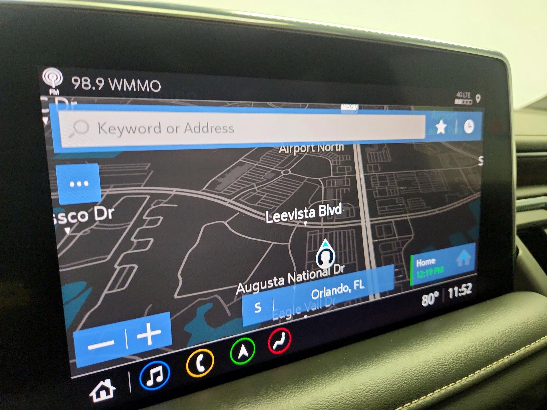 Thumbnail: 2021 Chevrolet Suburban - 14