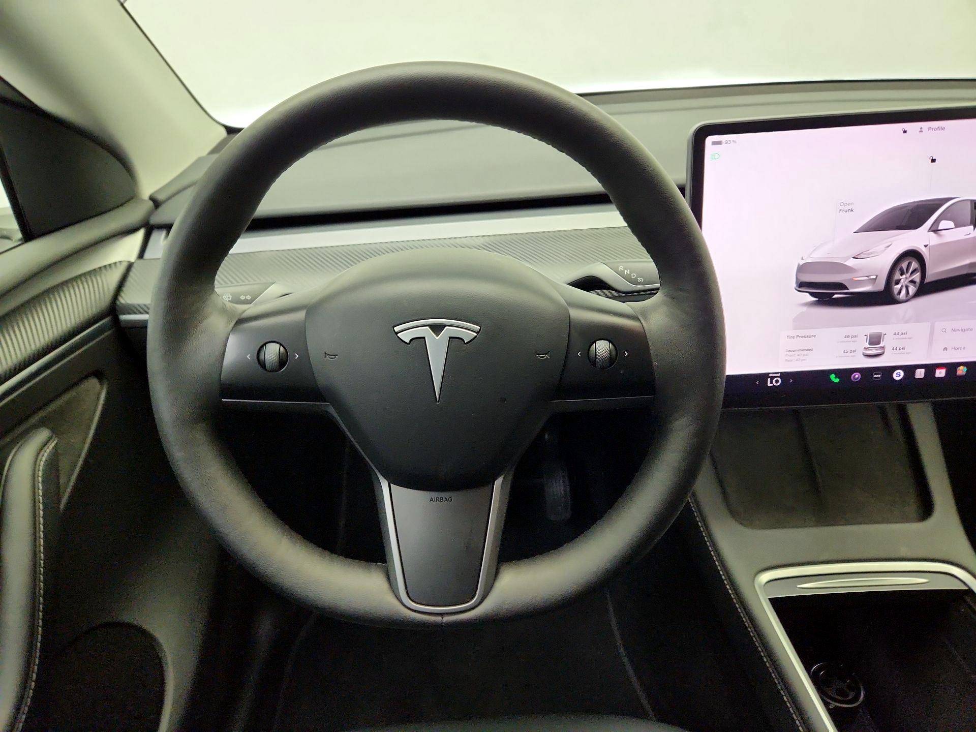 Thumbnail: 2023 Tesla Model Y - 10
