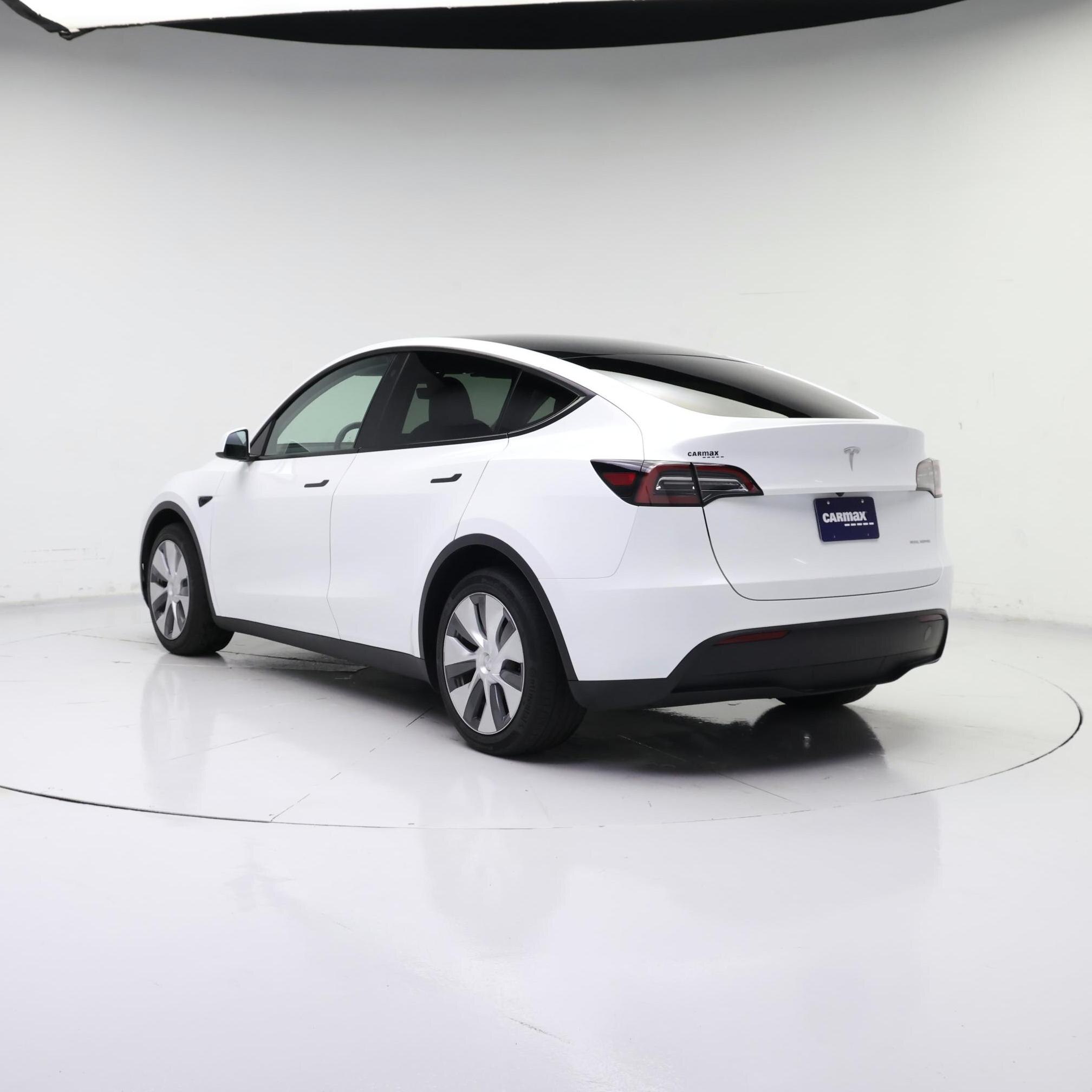 Thumbnail: 2023 Tesla Model Y - 2