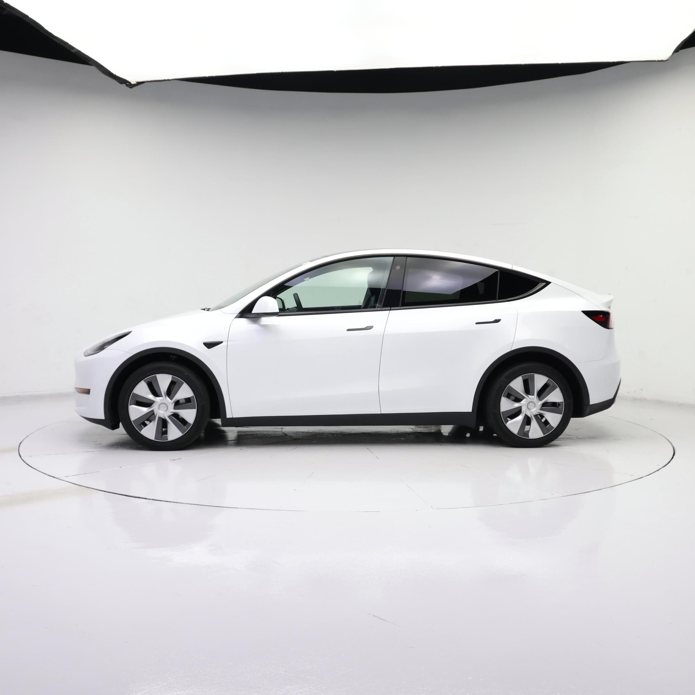 Thumbnail: 2023 Tesla Model Y - 3