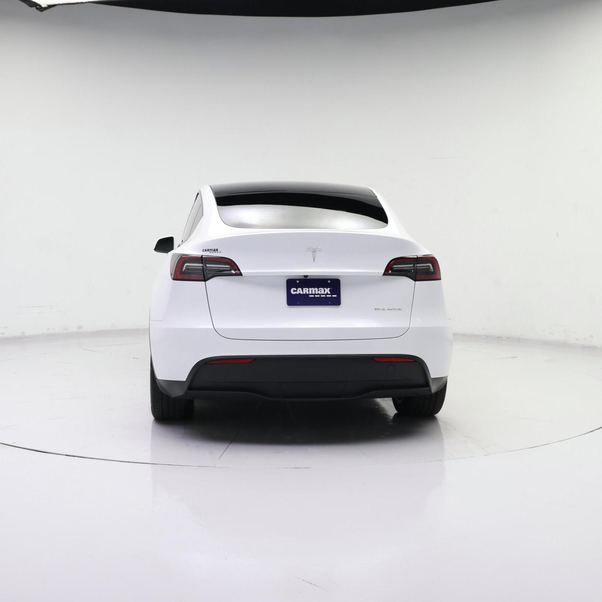 Thumbnail: 2023 Tesla Model Y - 6