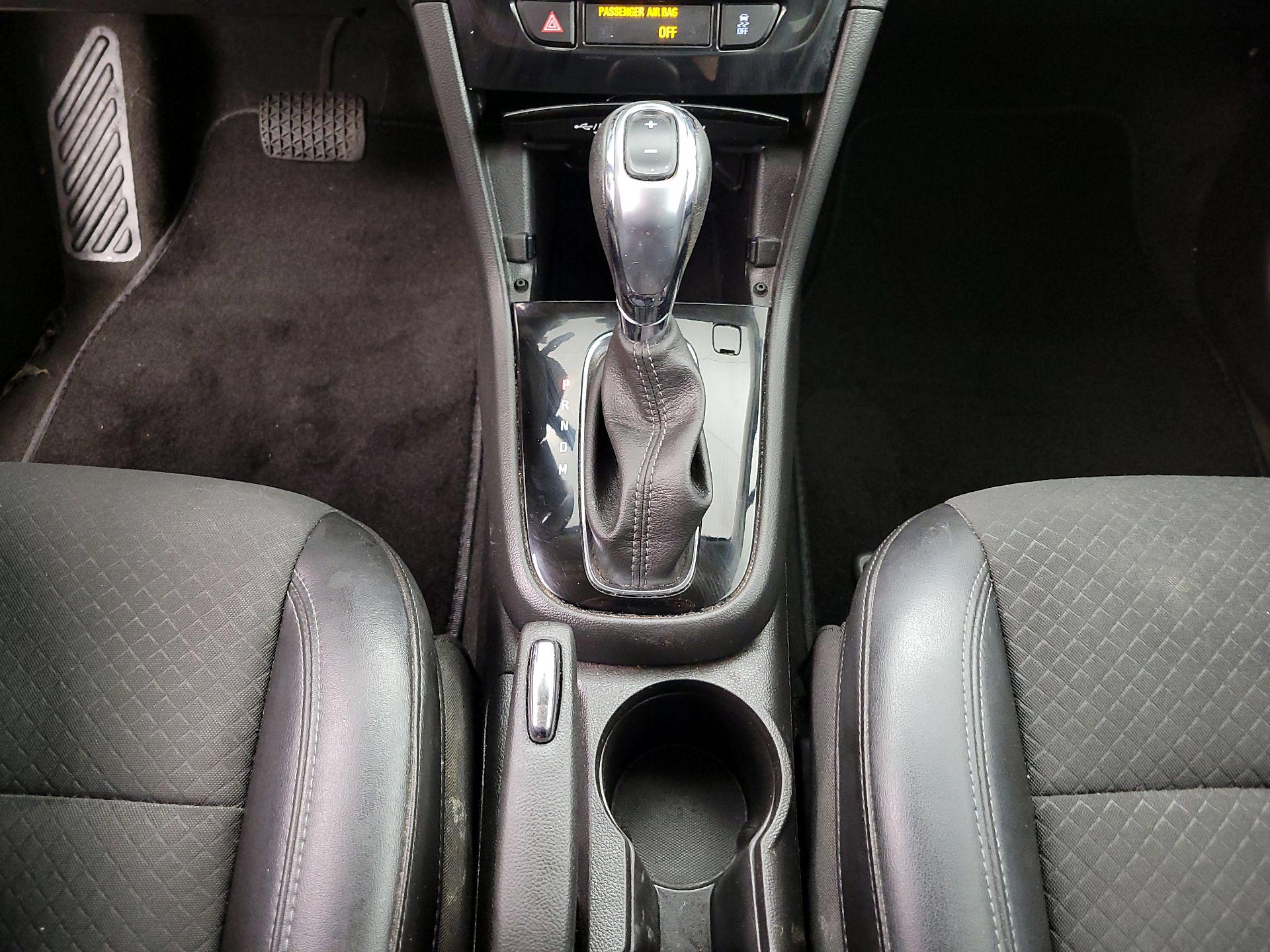Thumbnail: 2021 Buick Encore - 17