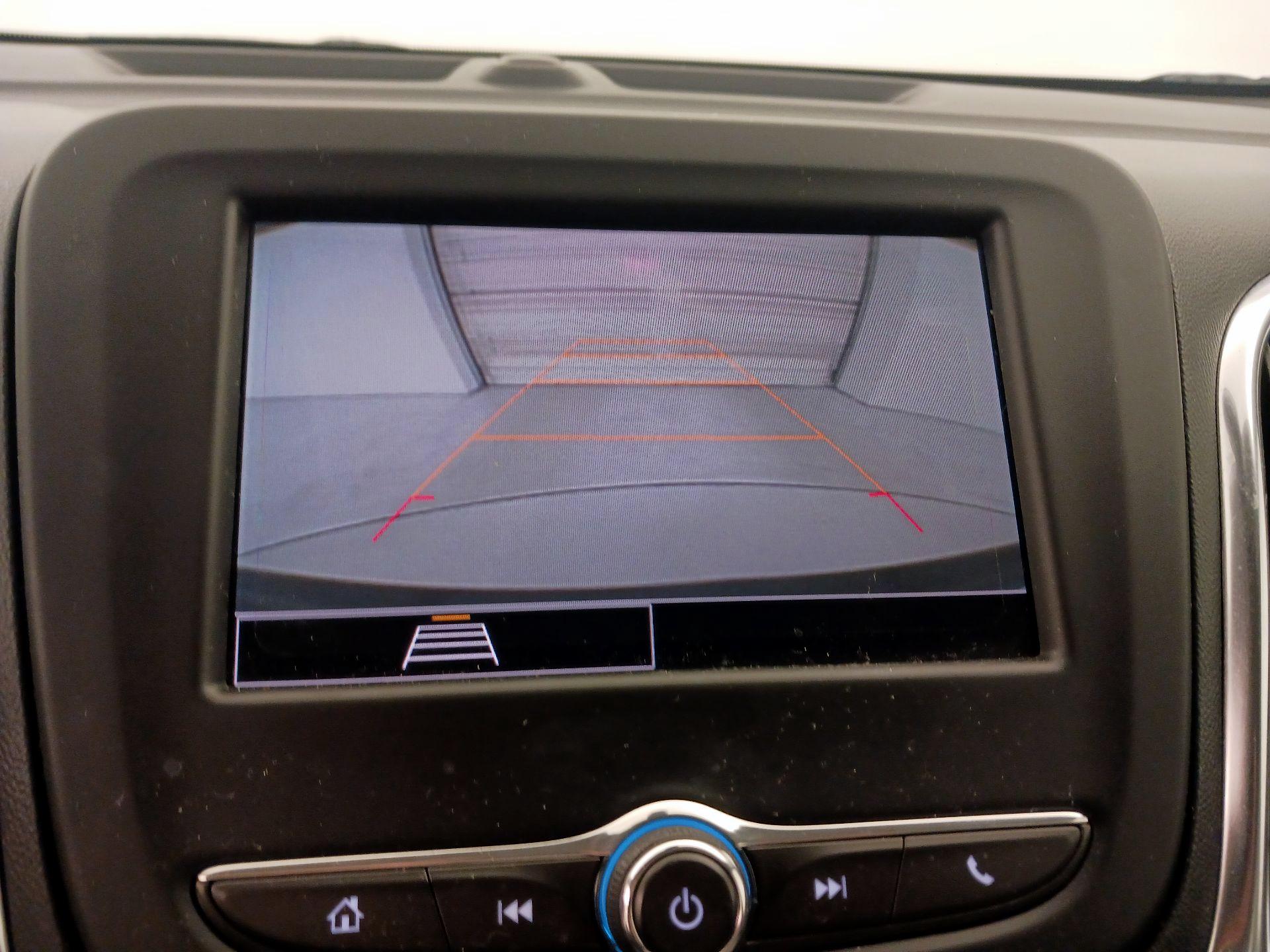 Thumbnail: 2022 Chevrolet Equinox - 14