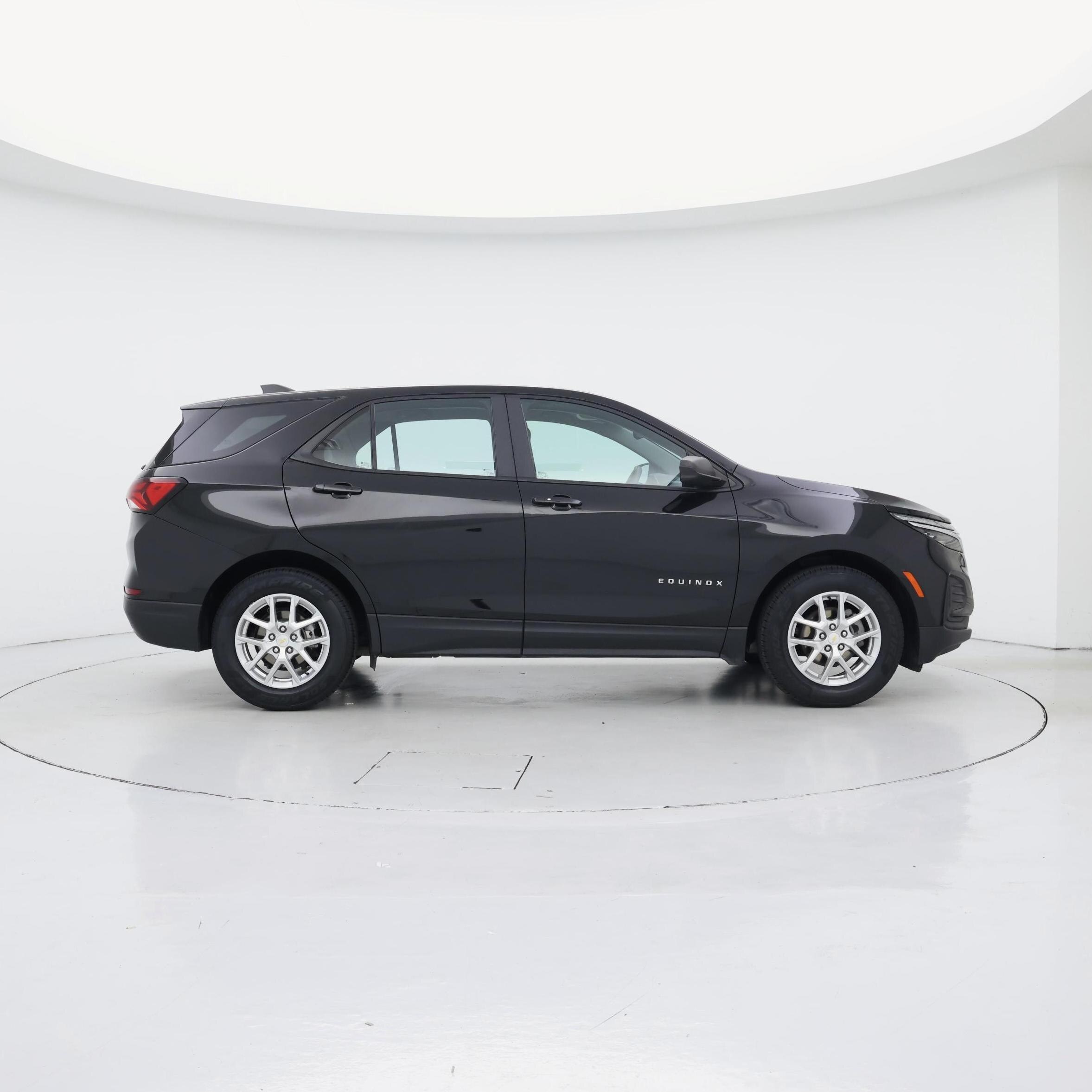 Thumbnail: 2022 Chevrolet Equinox - 7