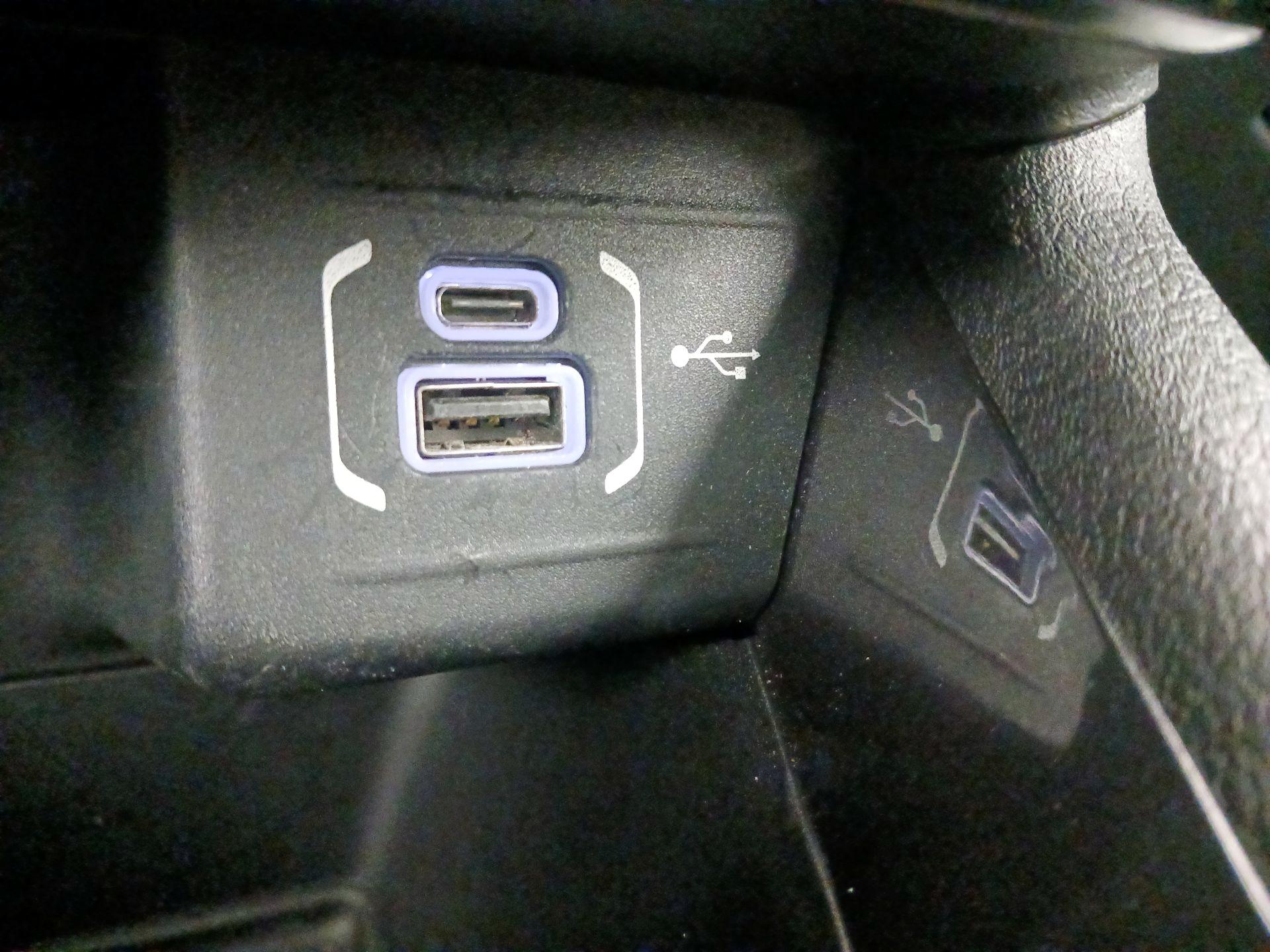 Thumbnail: 2023 Jeep Compass - 18