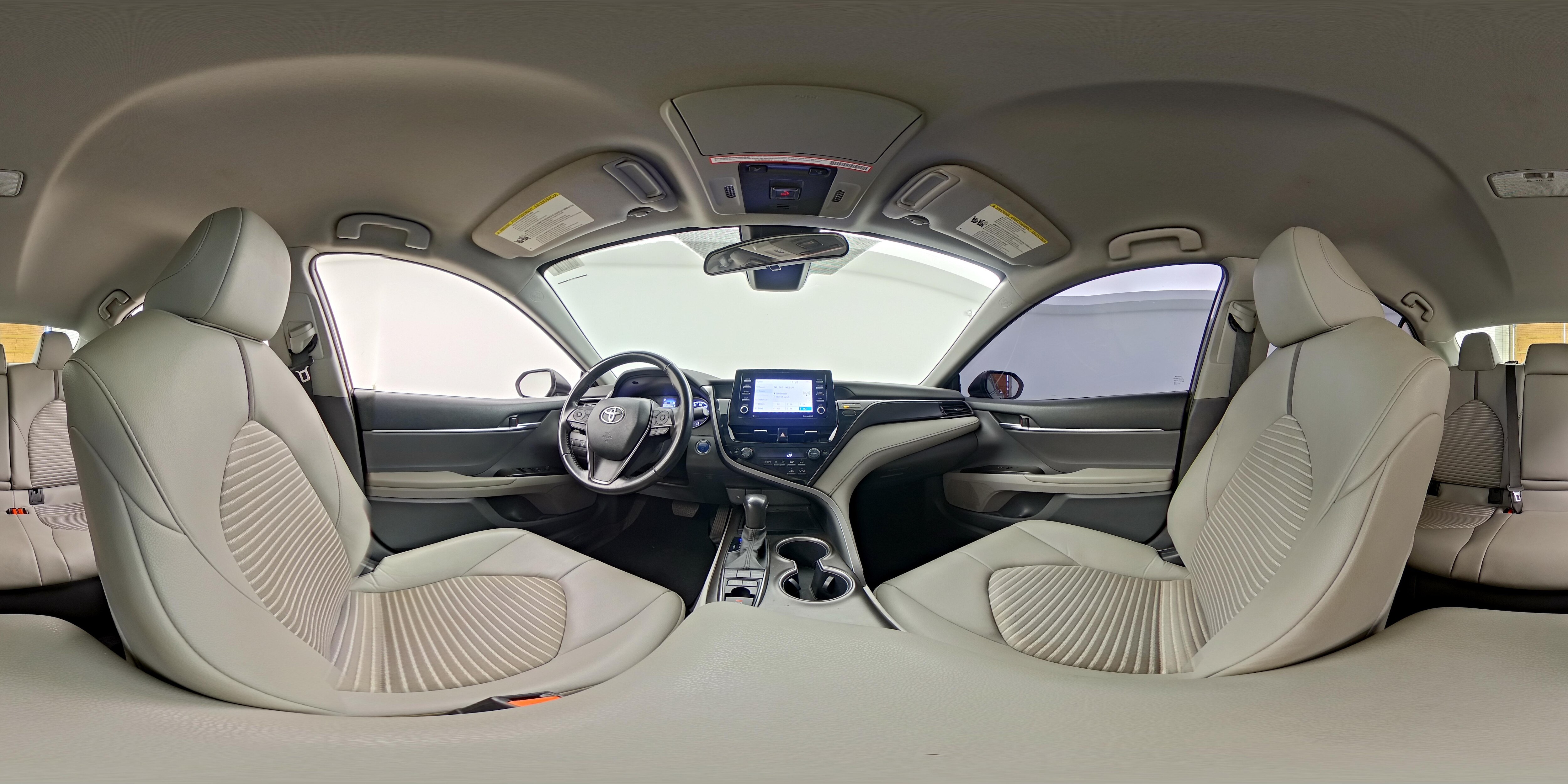 2022 Toyota Camry SE - Photo 24