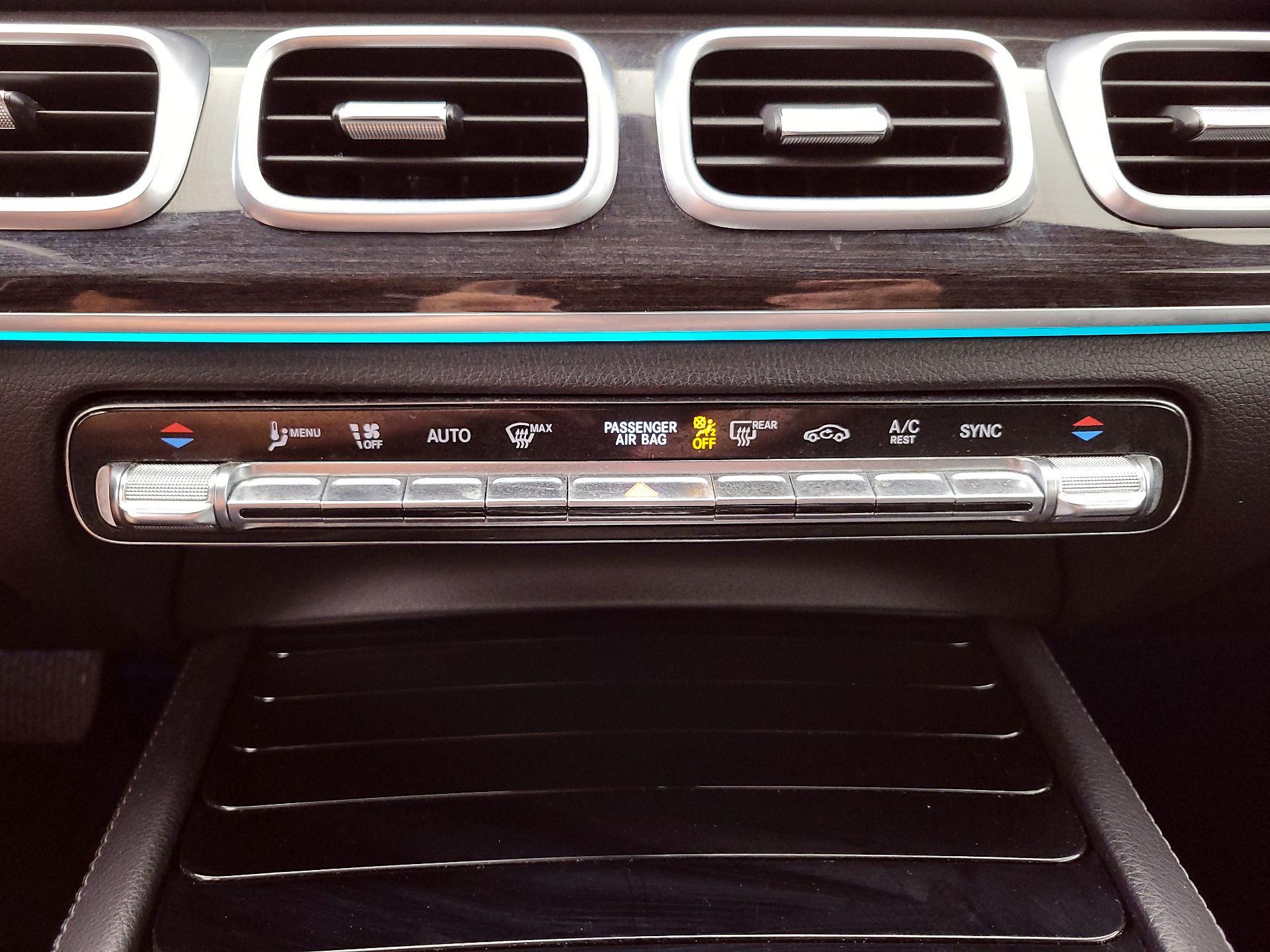 Thumbnail: 2020 Mercedes-Benz GLE - 16