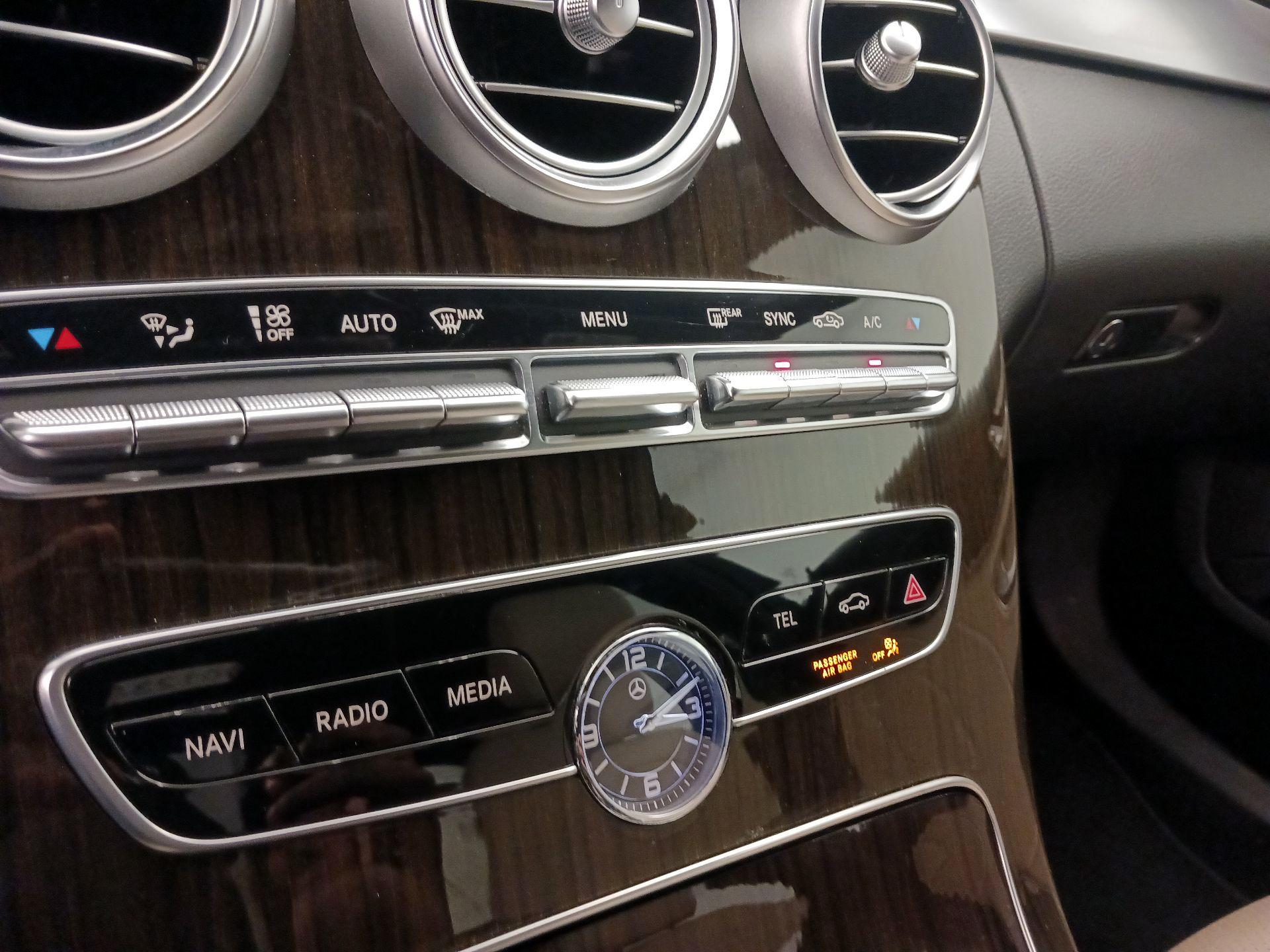 Thumbnail: 2021 Mercedes-Benz C-Class - 16