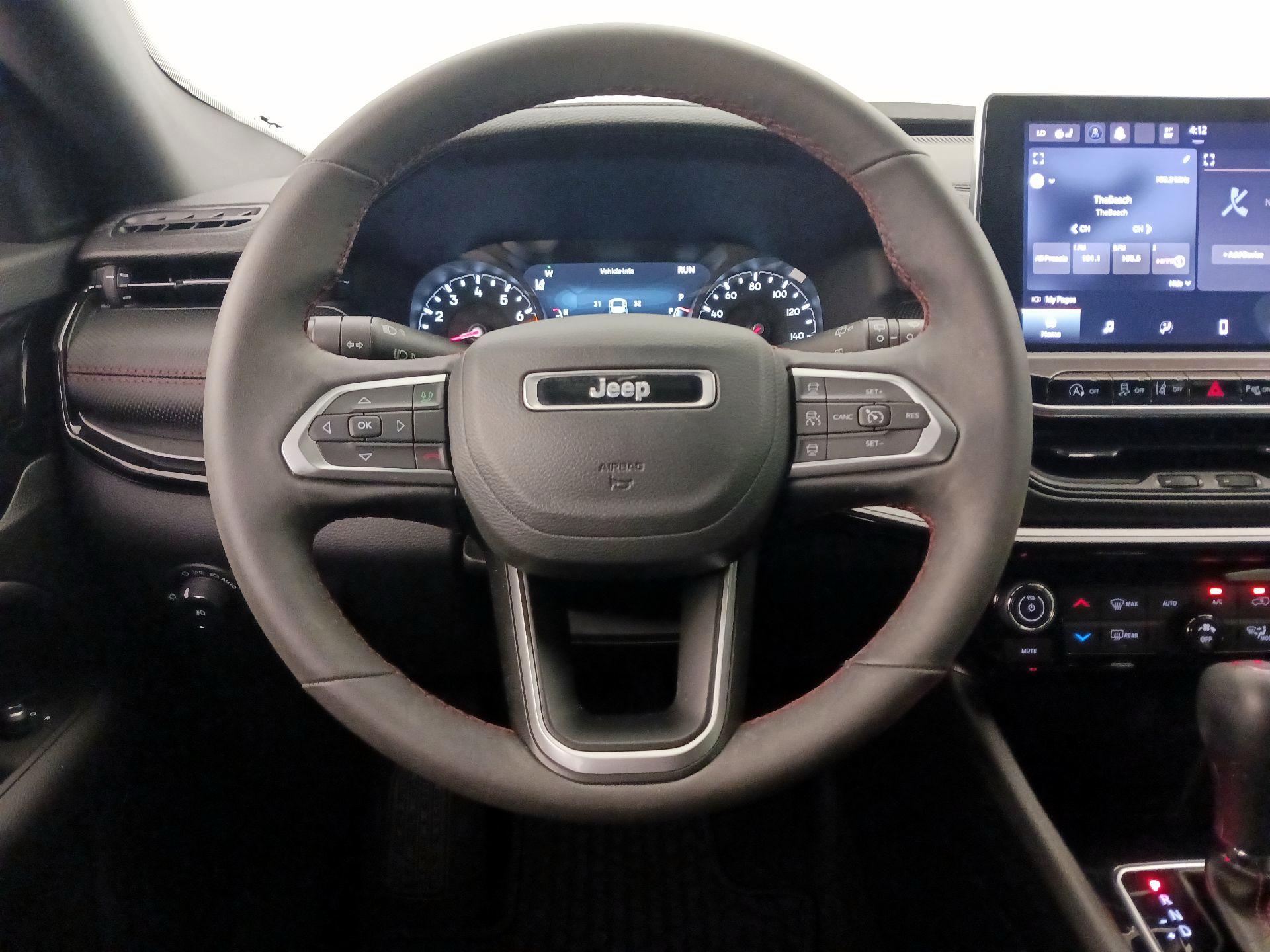 Thumbnail: 2023 Jeep Compass - 10