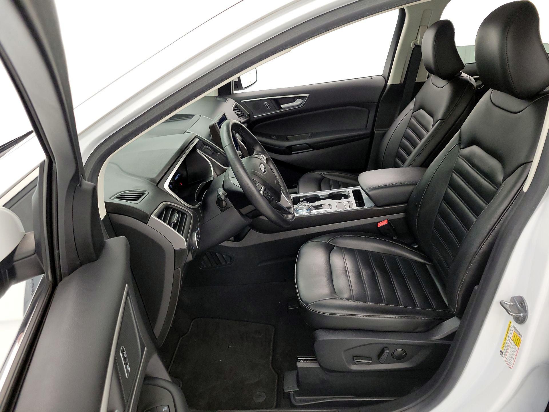 Thumbnail: 2021 Ford Edge - 11