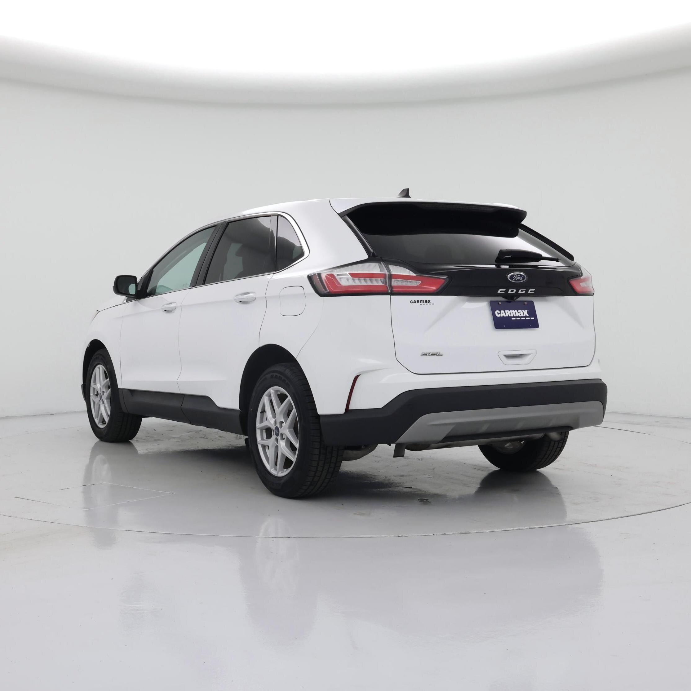 Thumbnail: 2021 Ford Edge - 2