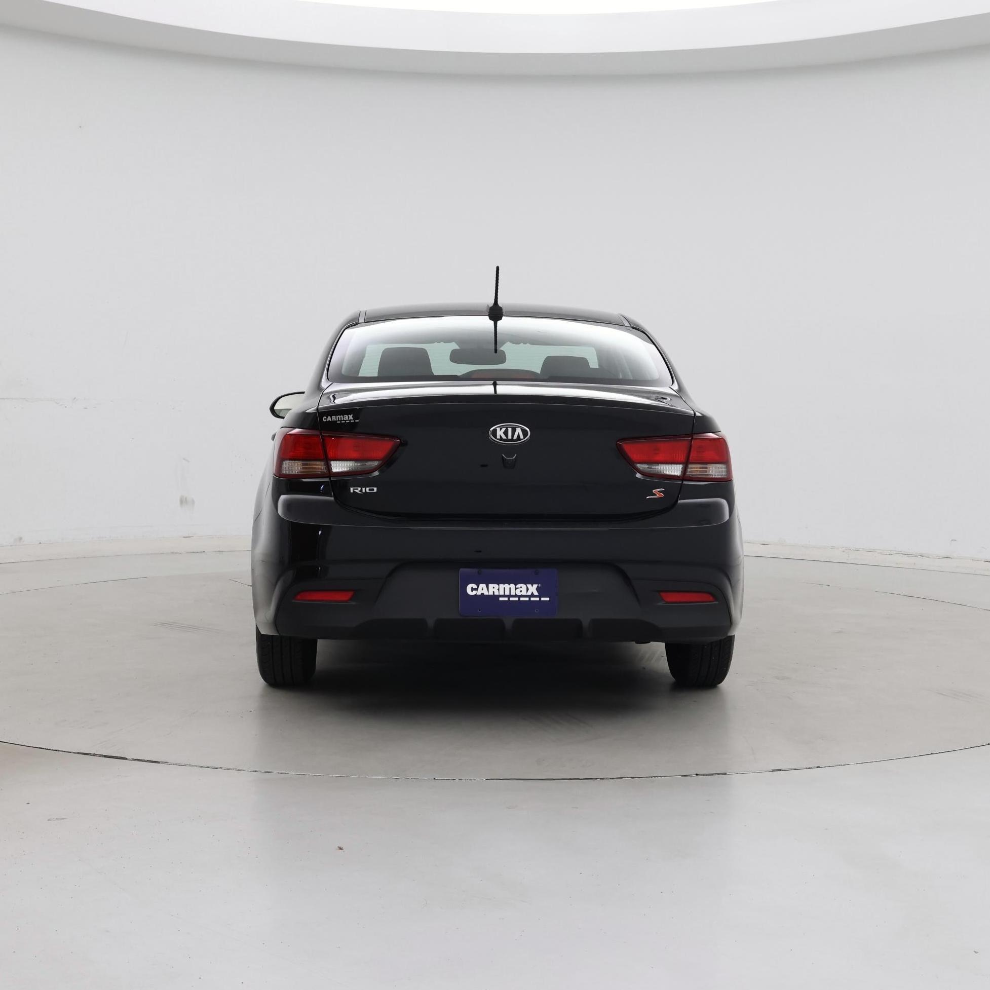 Thumbnail: 2020 Kia Rio - 6