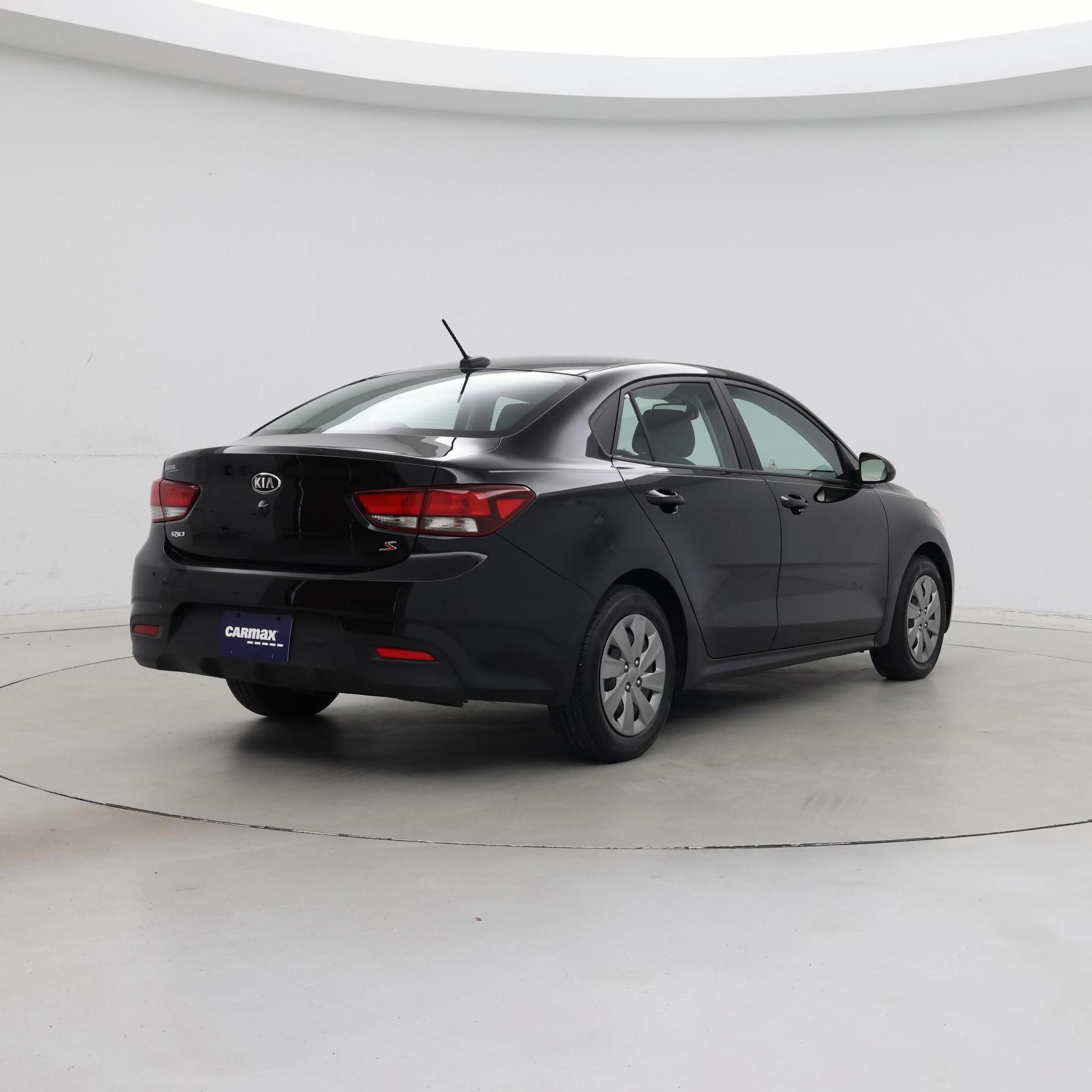 Thumbnail: 2020 Kia Rio - 8