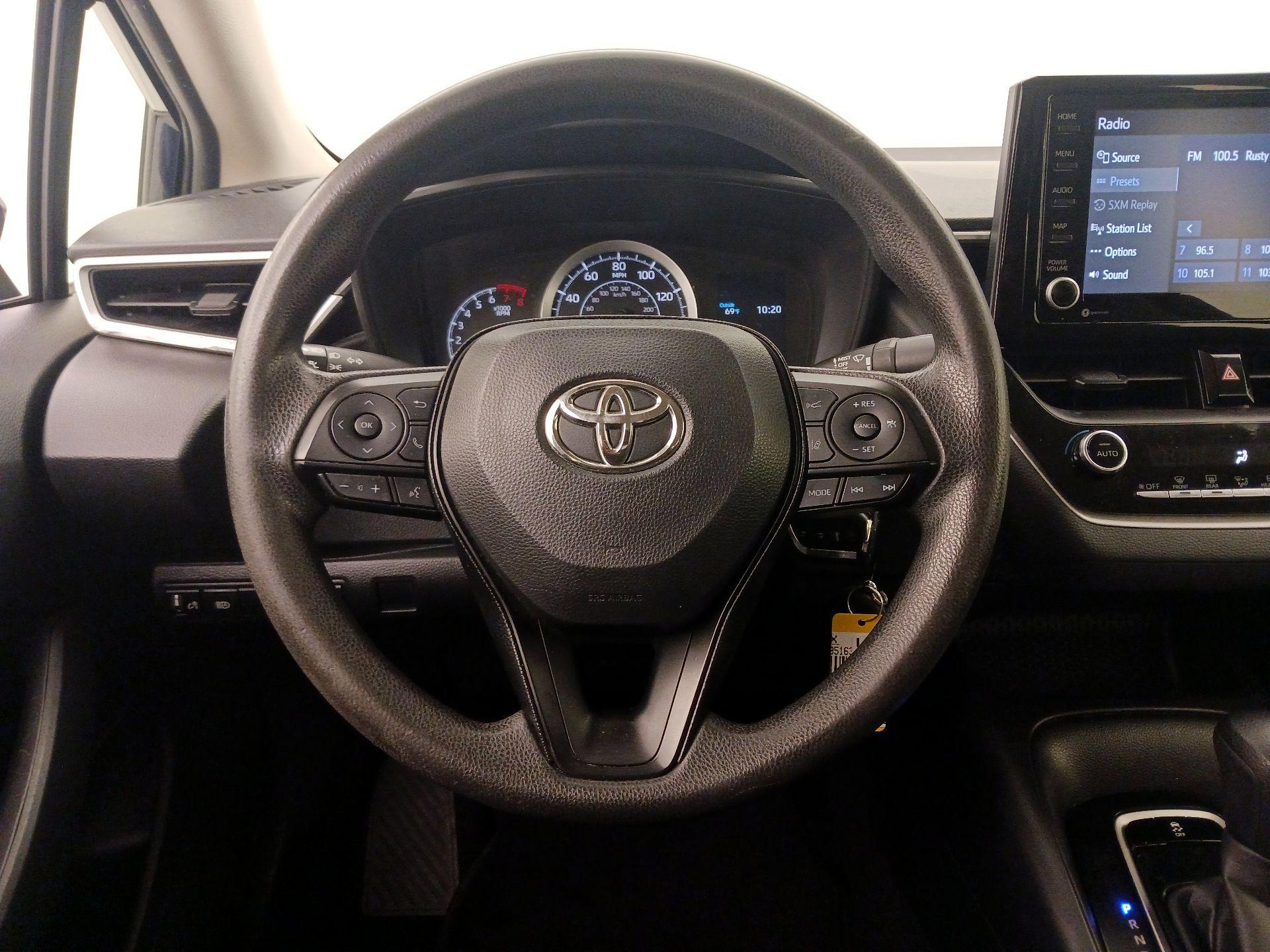 Thumbnail: 2022 Toyota Corolla - 10