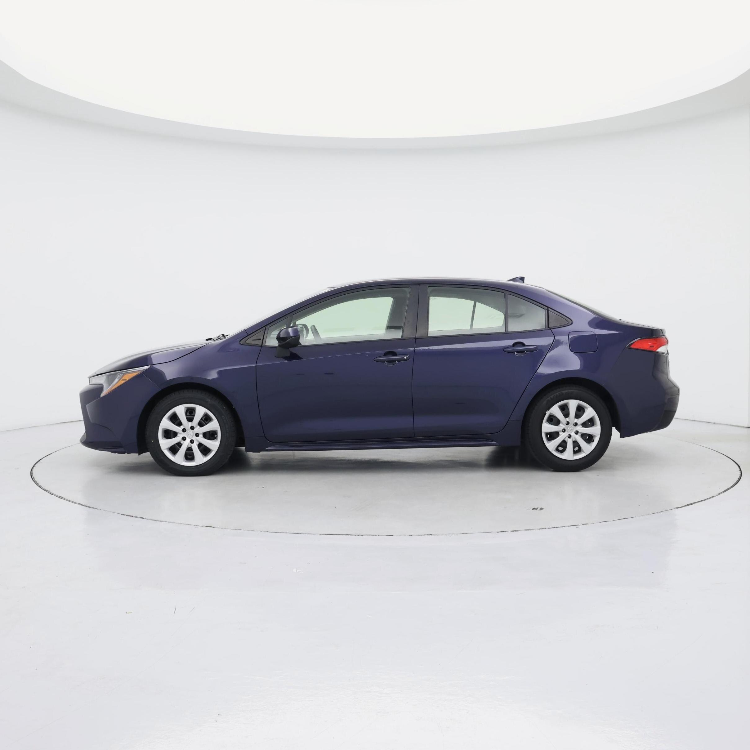 Thumbnail: 2022 Toyota Corolla - 3