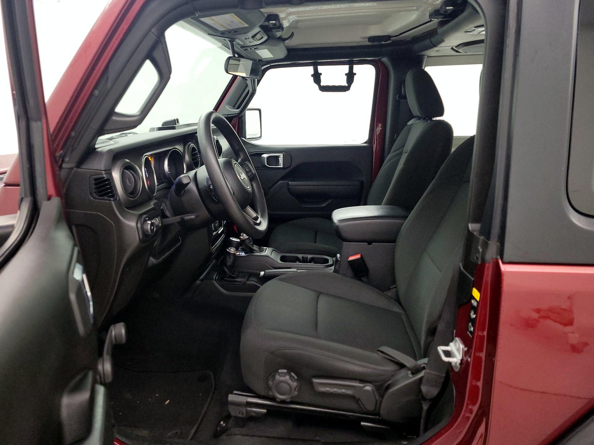 Thumbnail: 2021 Jeep Wrangler - 11