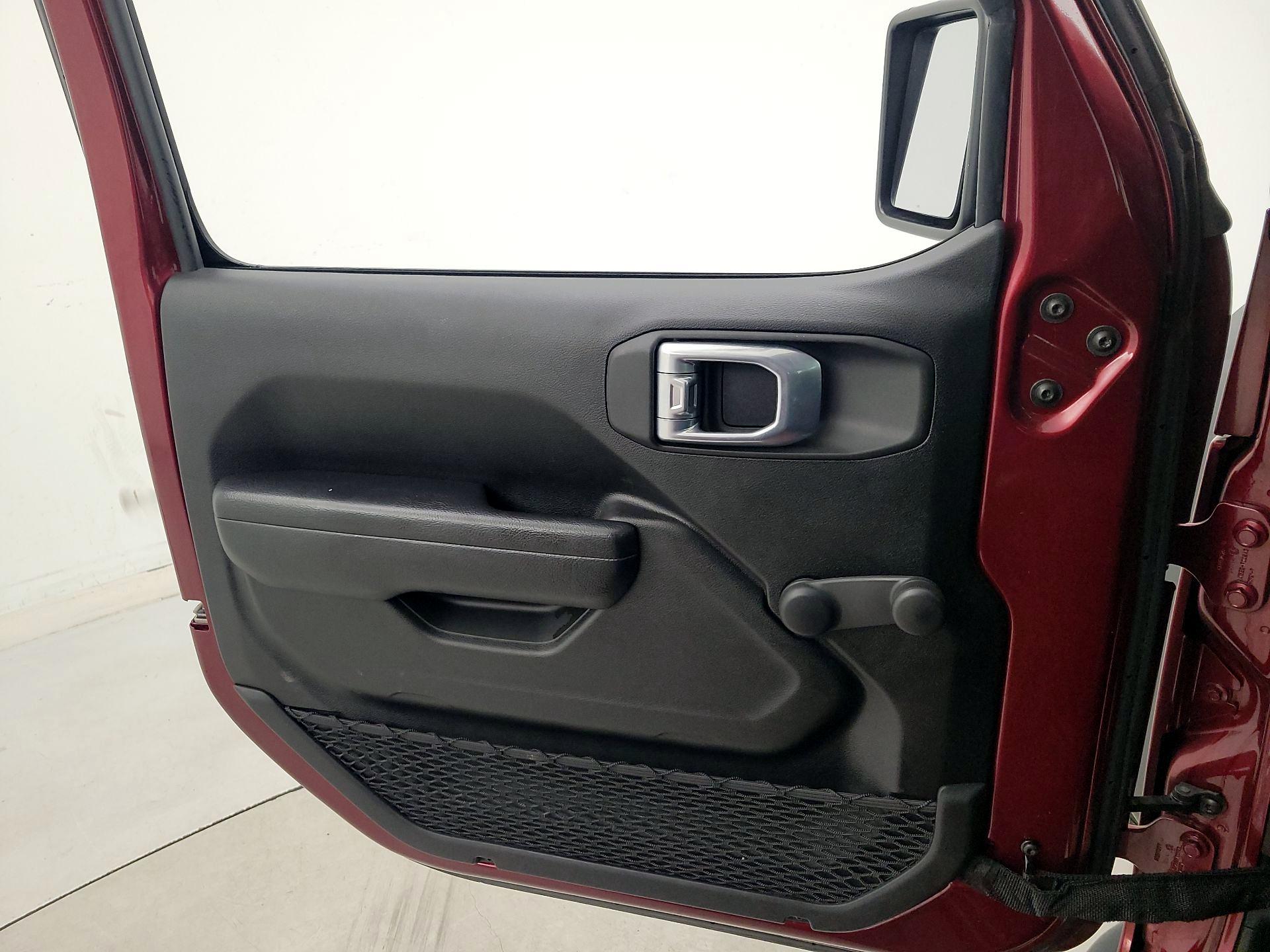 Thumbnail: 2021 Jeep Wrangler - 12