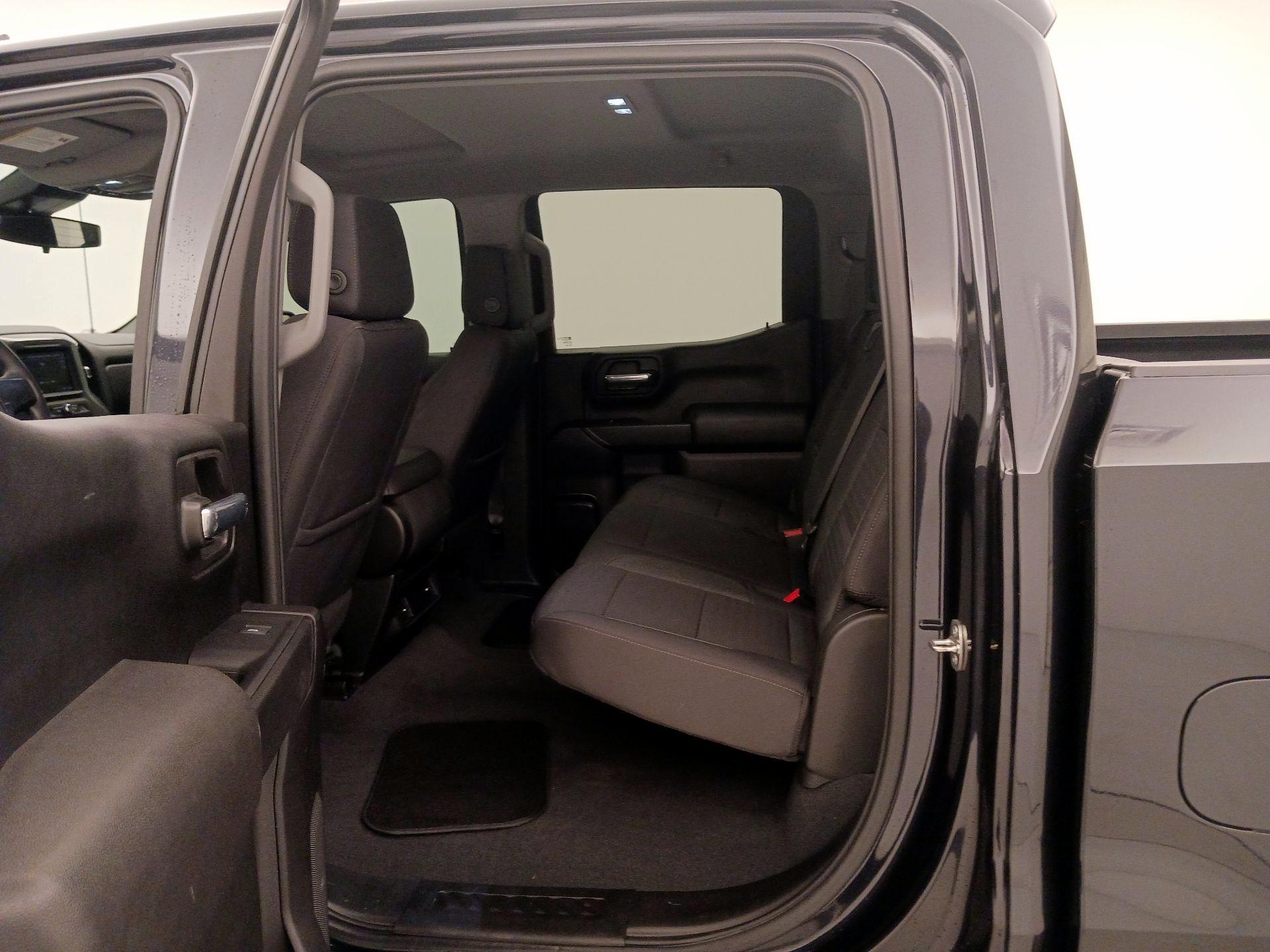 Thumbnail: 2022 Chevrolet Silverado 1500 - 19