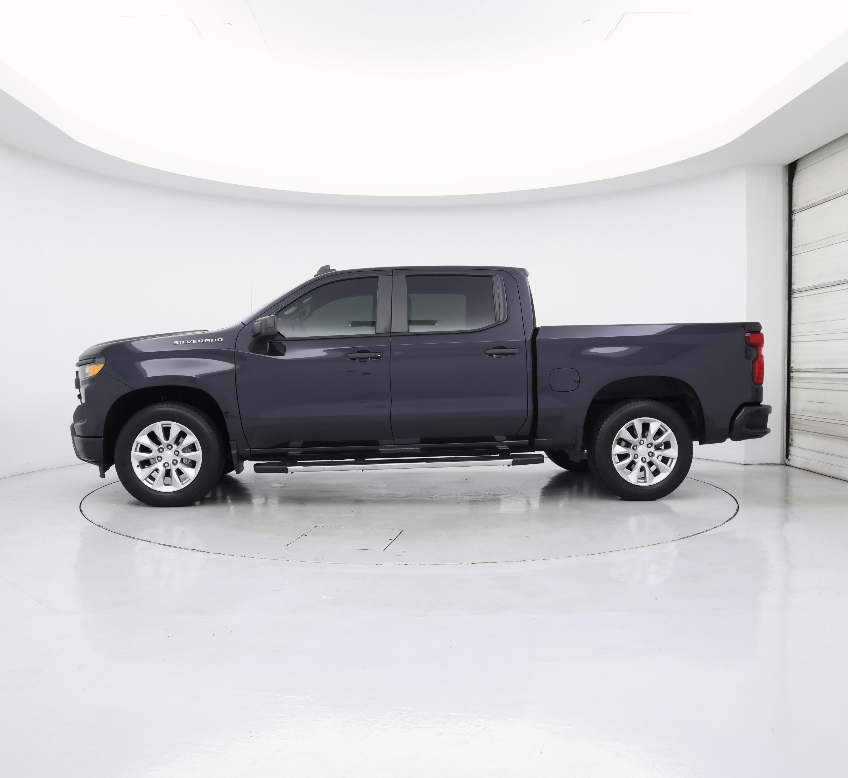 Thumbnail: 2022 Chevrolet Silverado 1500 - 3