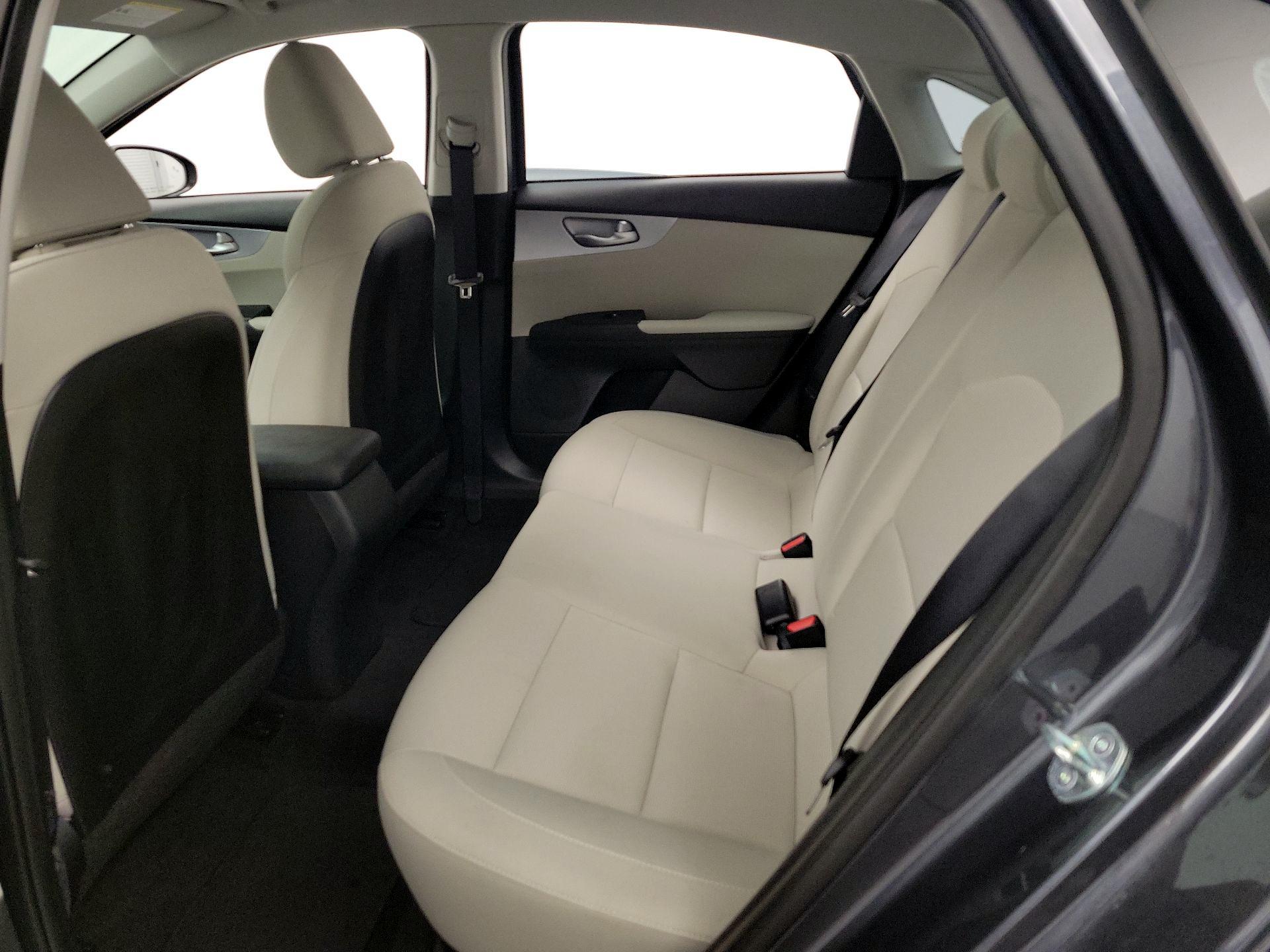 Thumbnail: 2023 Kia Forte - 19