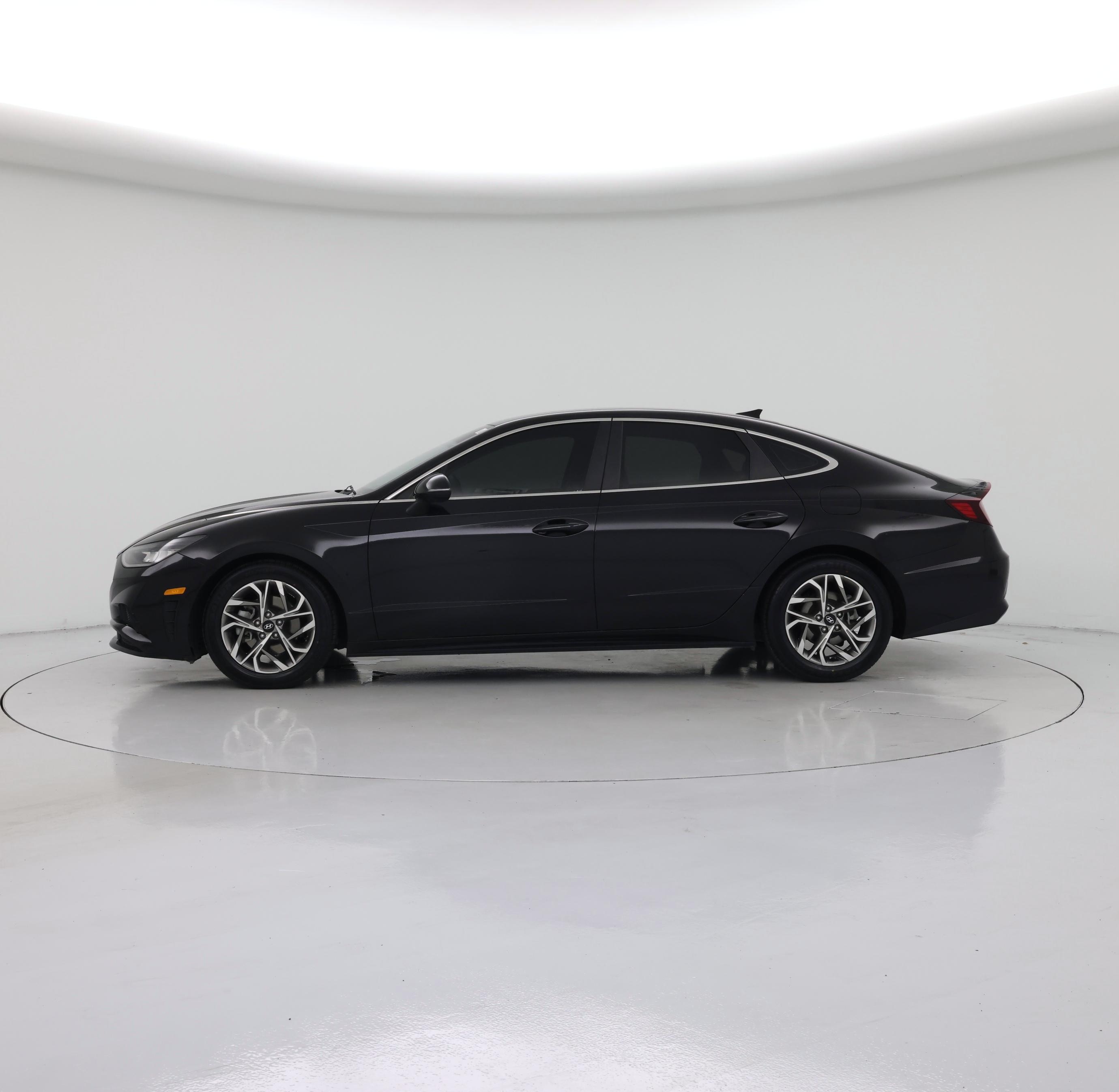 Thumbnail: 2021 Hyundai Sonata - 3