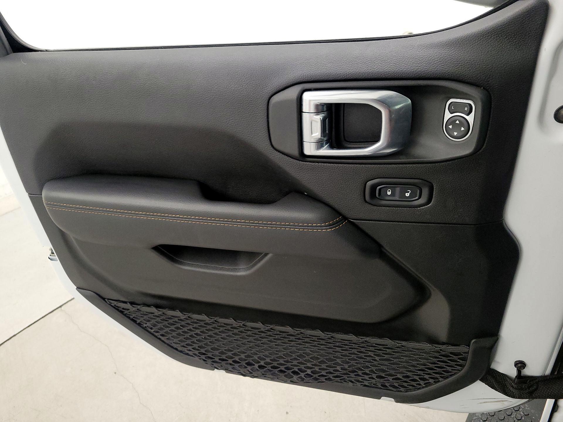 Thumbnail: 2022 Jeep Wrangler - 12