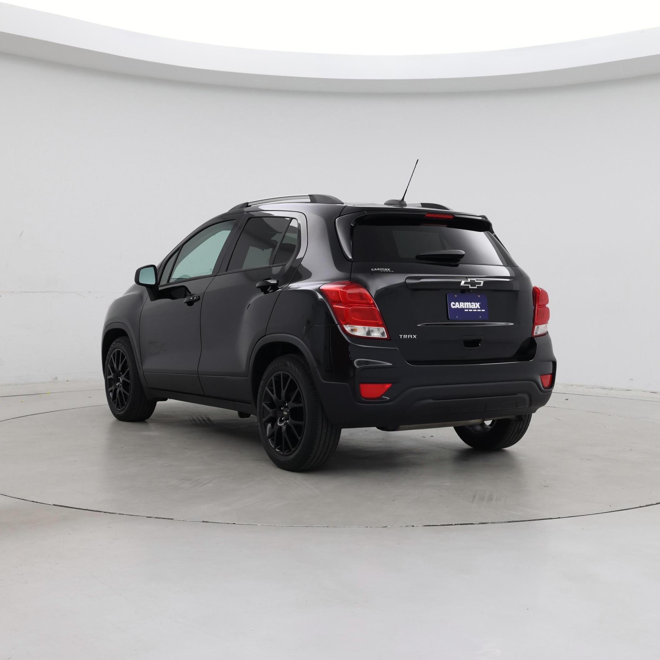 Thumbnail: 2021 Chevrolet Trax - 2