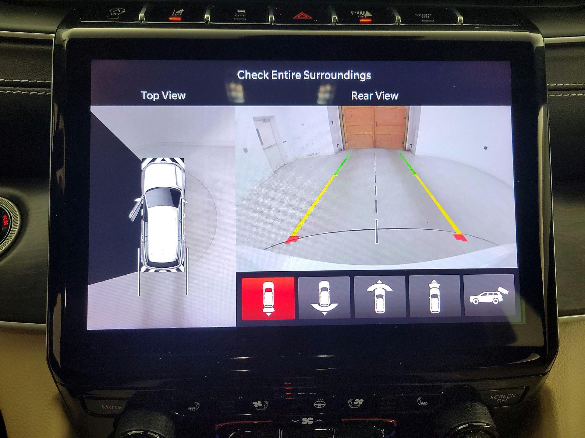 Thumbnail: 2023 Jeep Grand Cherokee - 15