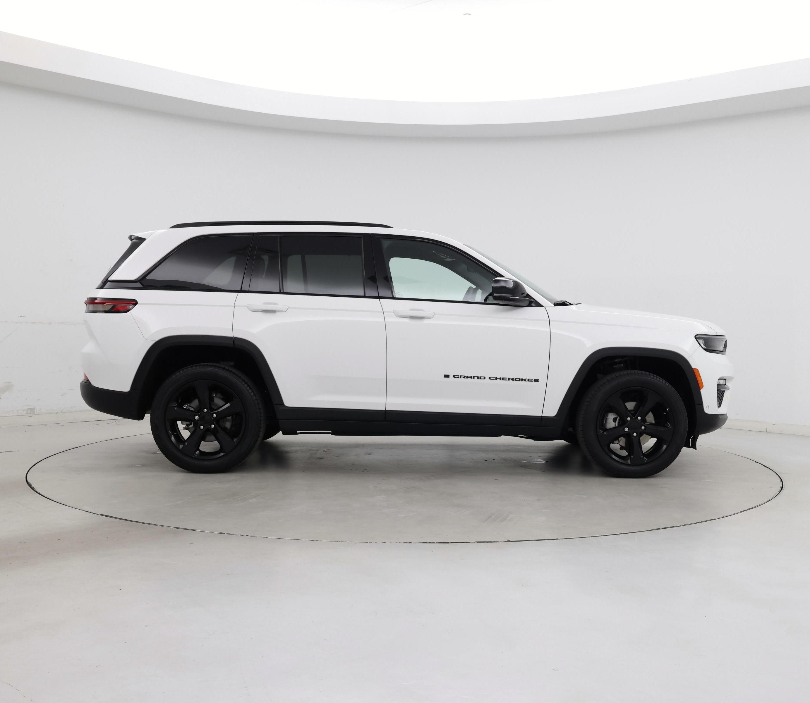 Thumbnail: 2023 Jeep Grand Cherokee - 7