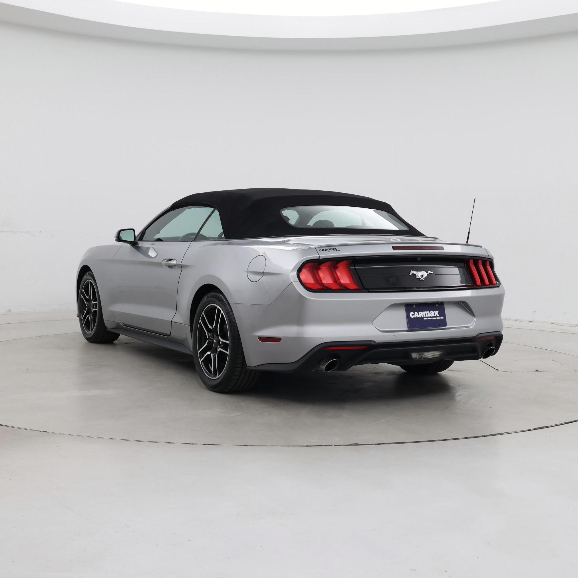 Thumbnail: 2022 Ford Mustang - 2