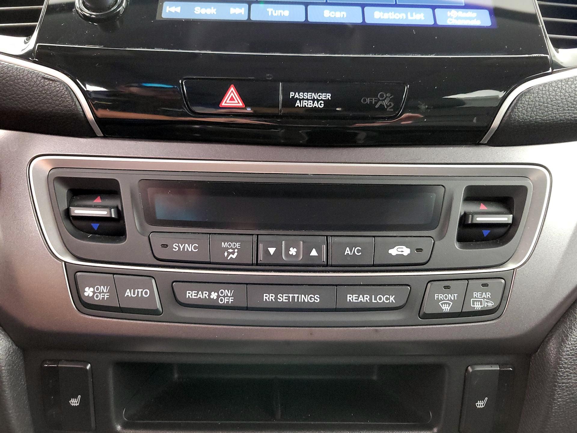 Thumbnail: 2020 Honda Pilot - 16
