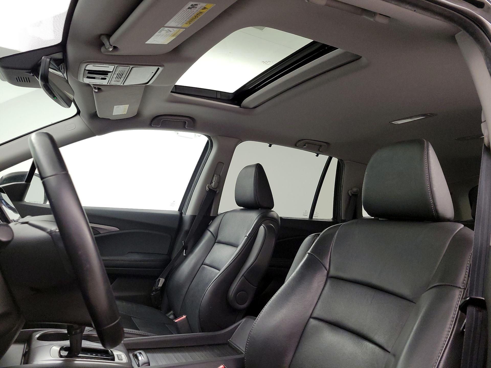 Thumbnail: 2020 Honda Pilot - 19