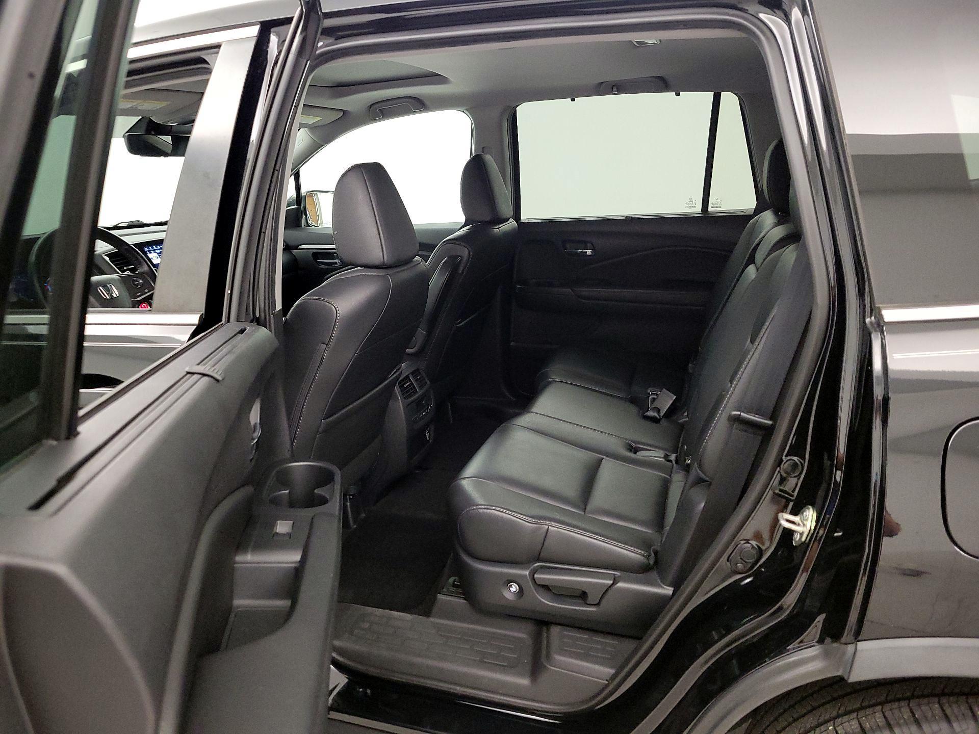 Thumbnail: 2020 Honda Pilot - 20