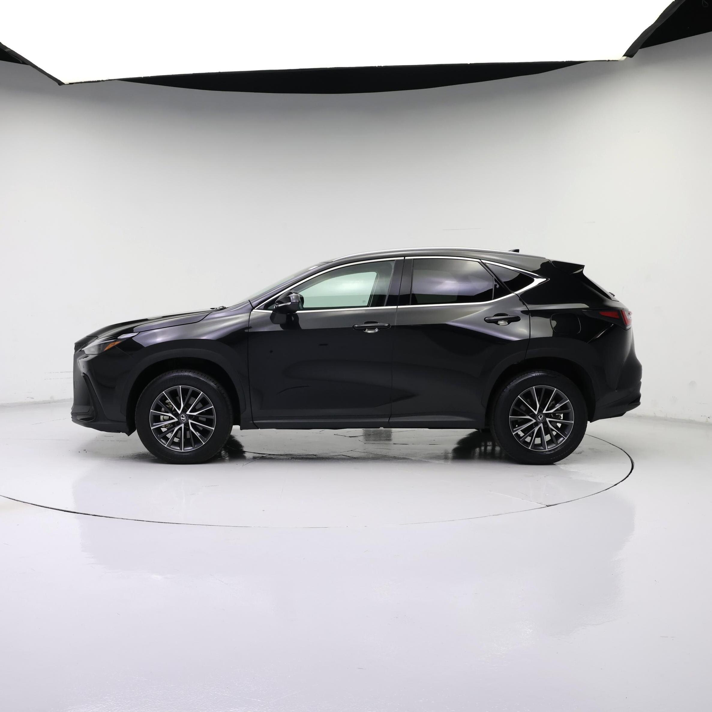 Thumbnail: 2024 Lexus NX - 3