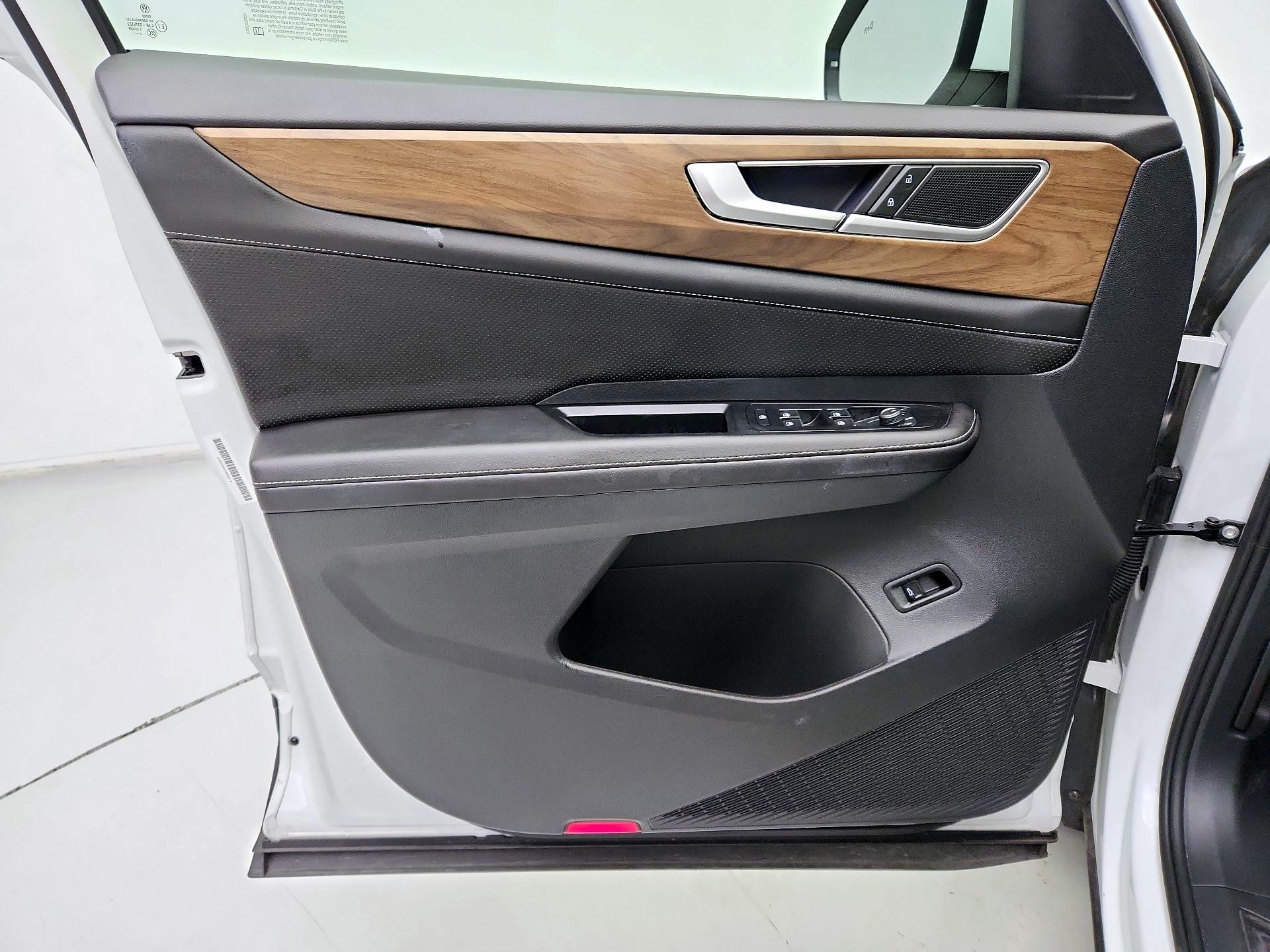 Thumbnail: 2025 Volkswagen Atlas - 12