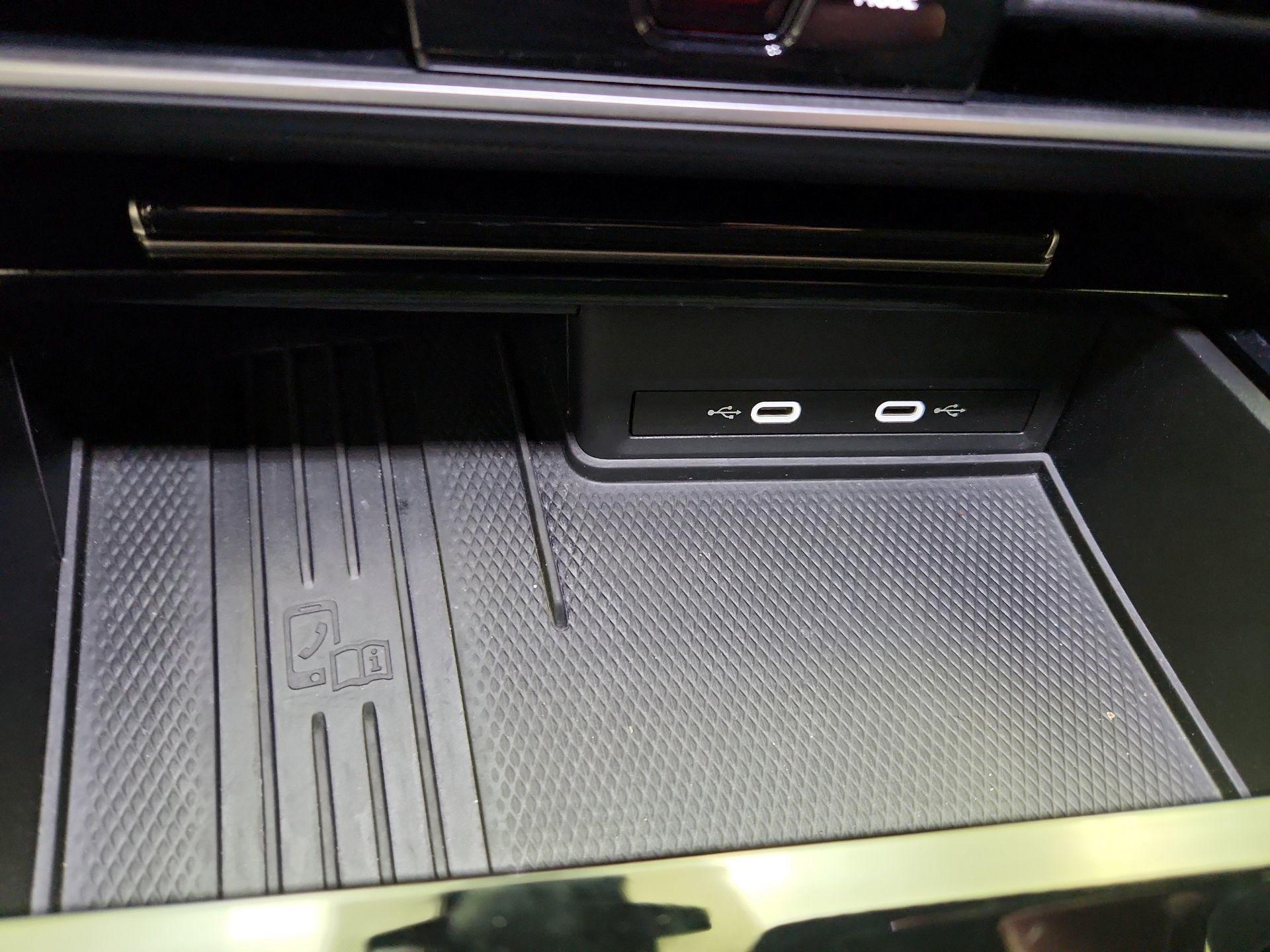 Thumbnail: 2025 Volkswagen Atlas - 18