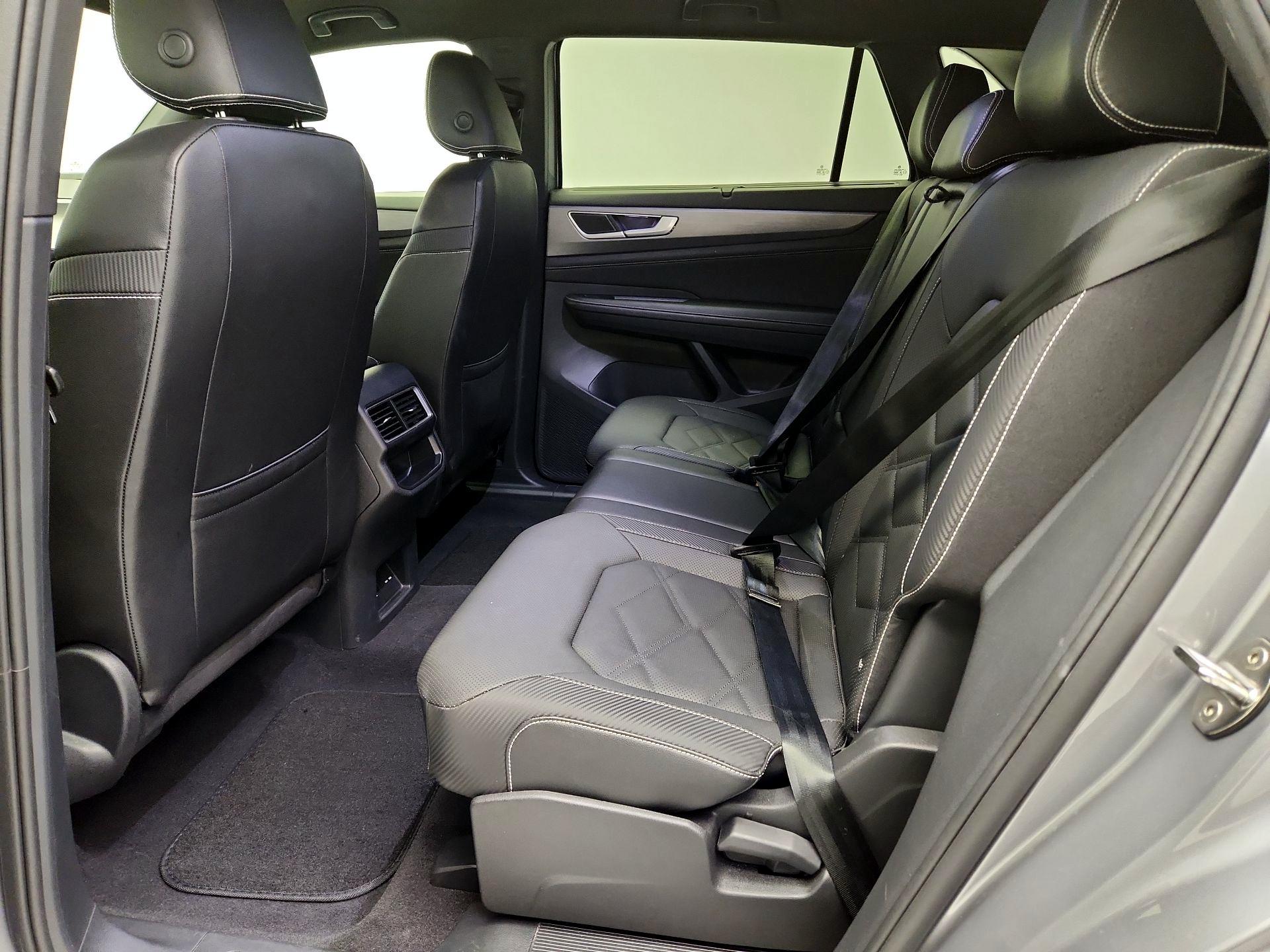 Thumbnail: 2025 Volkswagen Atlas - 19