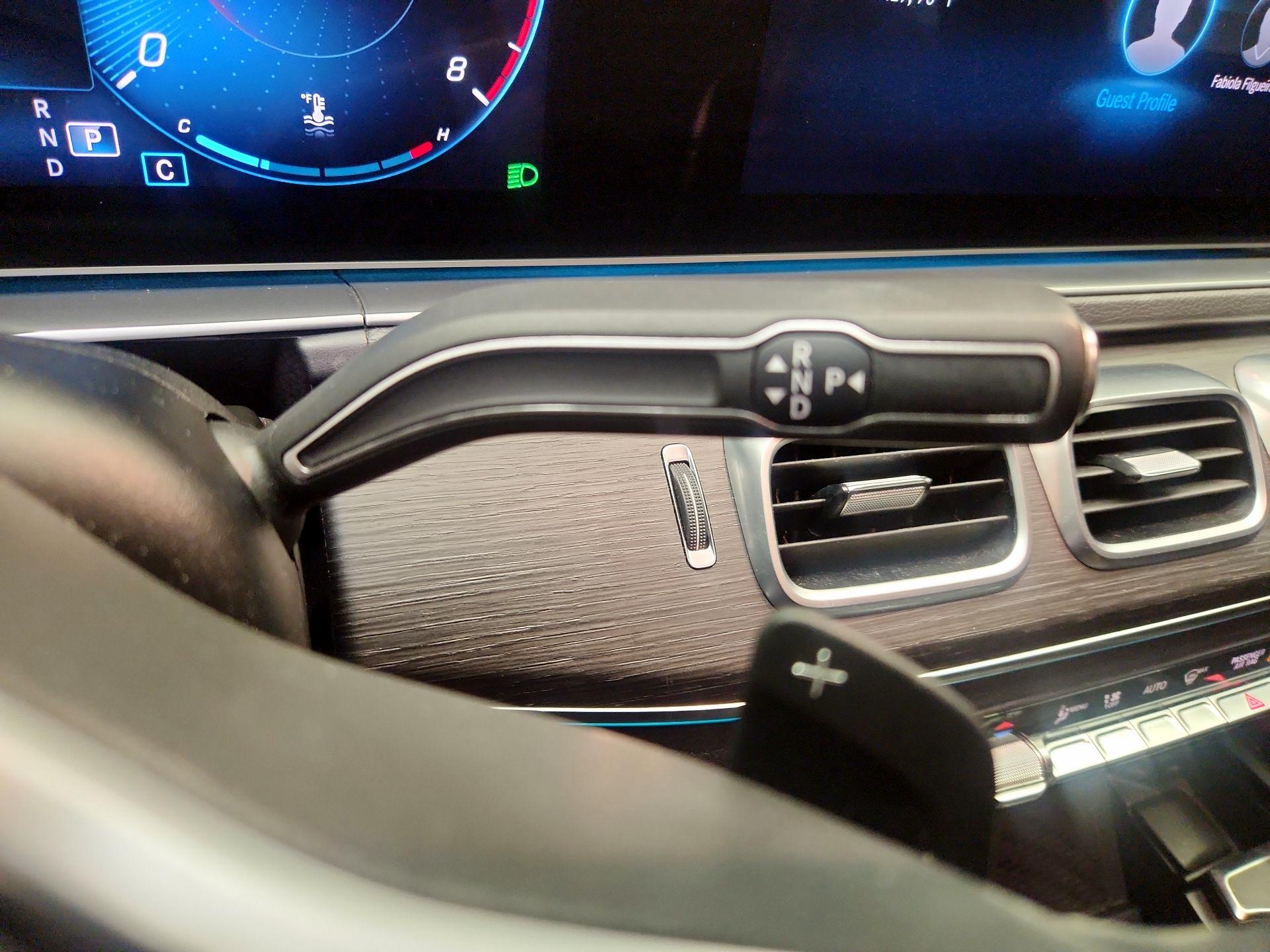 Thumbnail: 2020 Mercedes-Benz GLE - 18