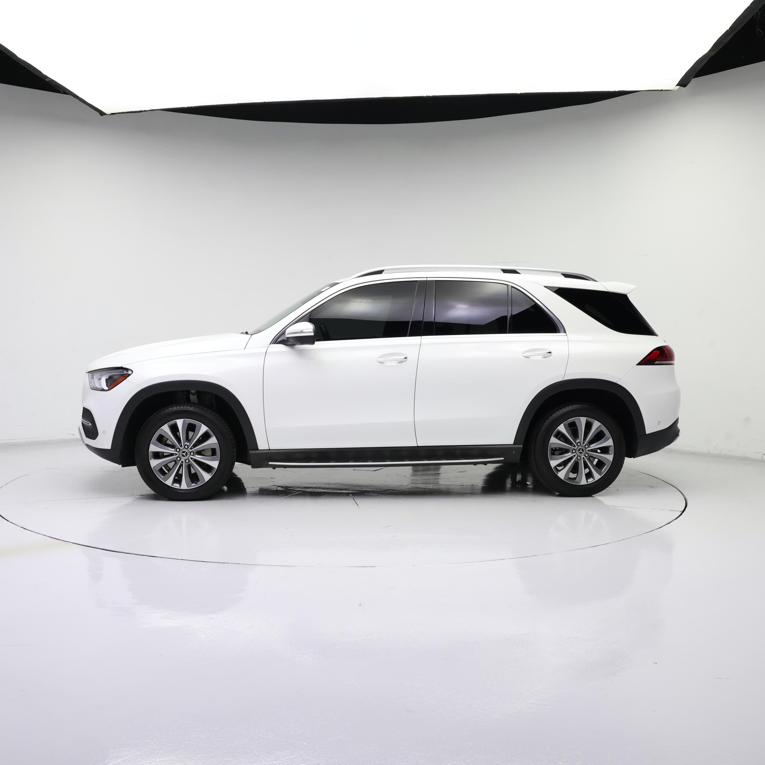 Thumbnail: 2020 Mercedes-Benz GLE - 3
