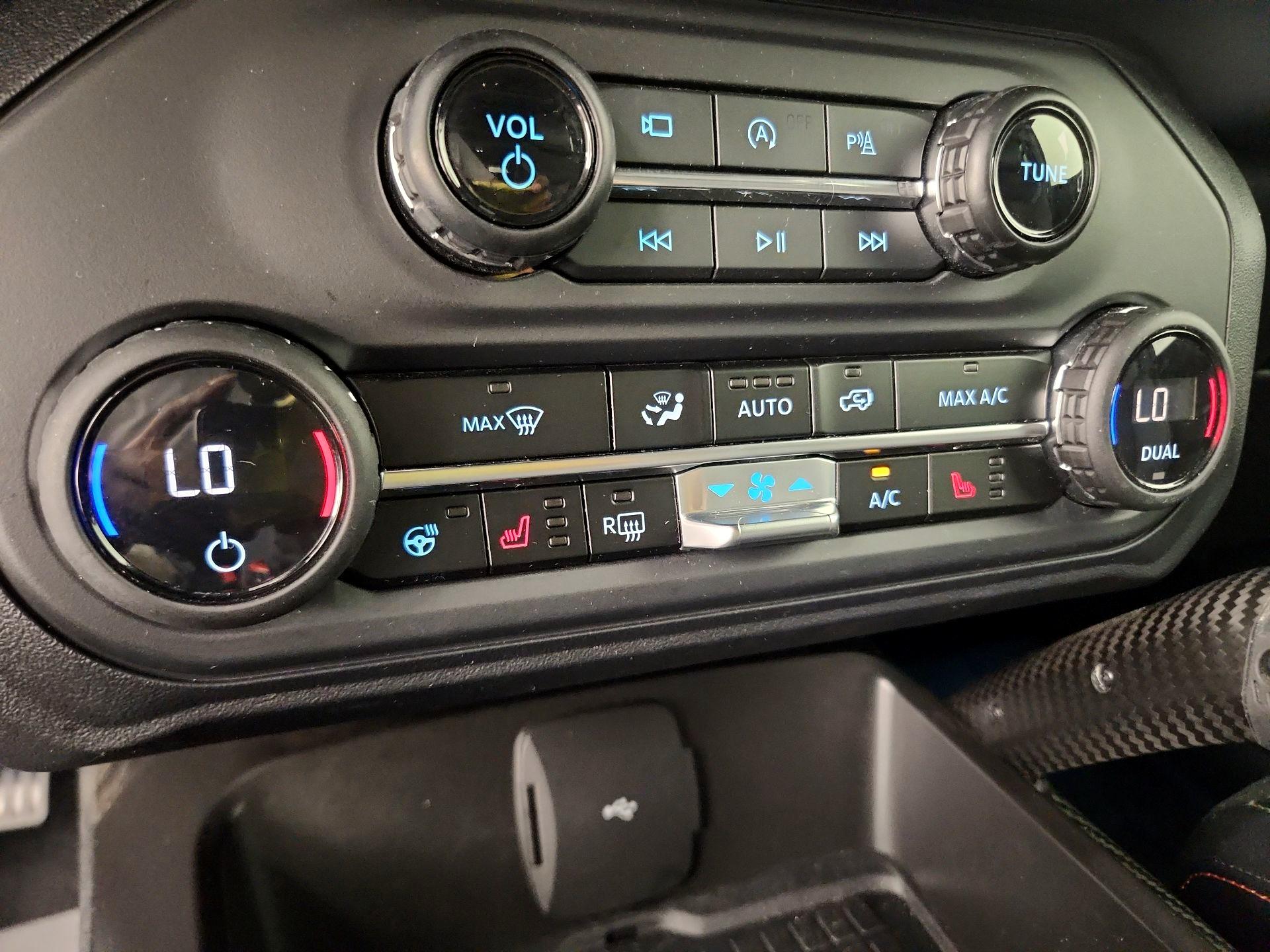 Thumbnail: 2024 Ford Bronco - 17