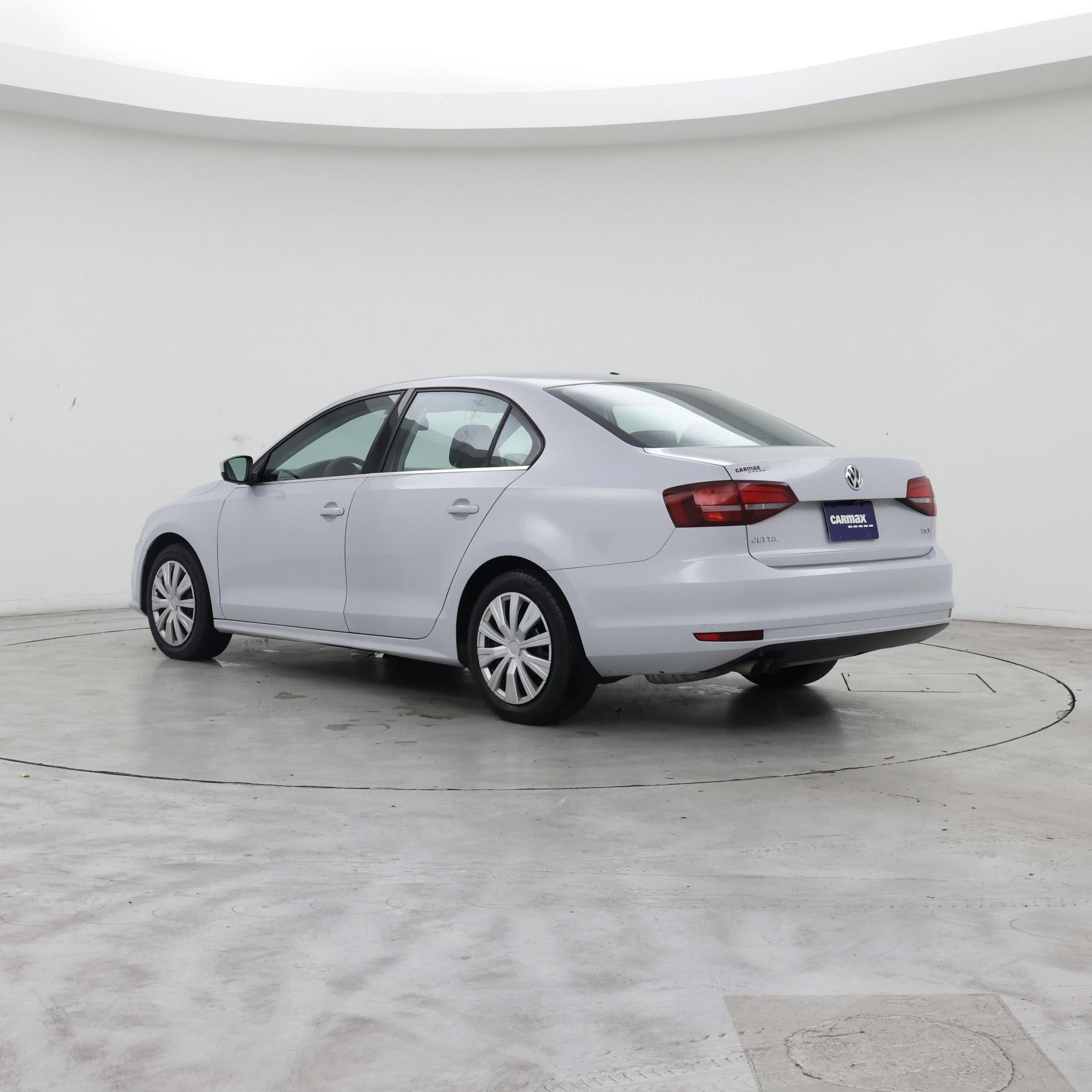 Thumbnail: 2017 Volkswagen Jetta - 2