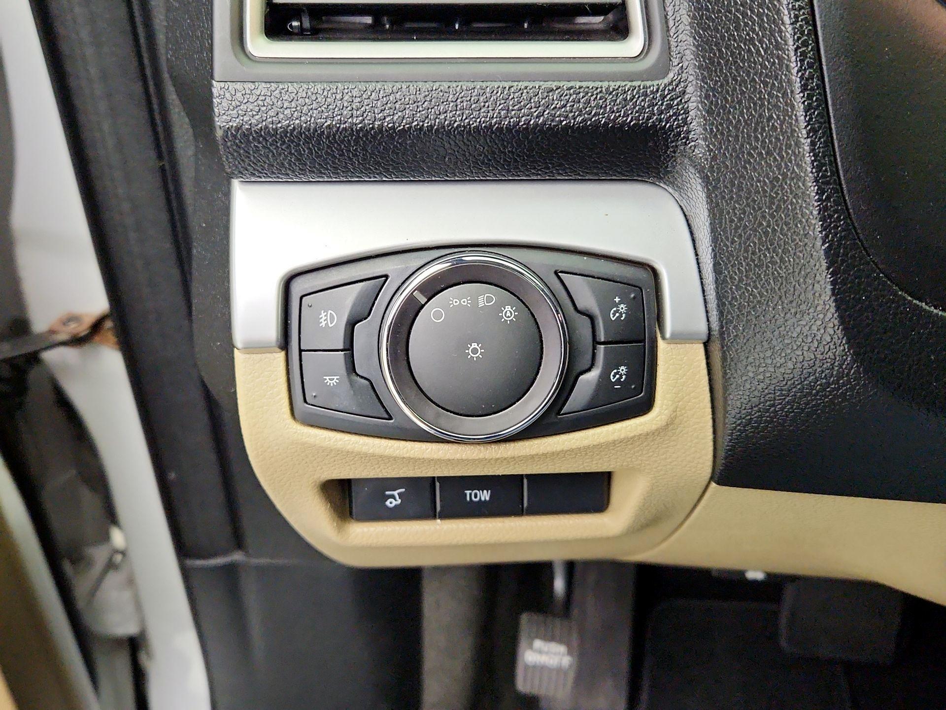 Thumbnail: 2017 Ford Explorer - 13