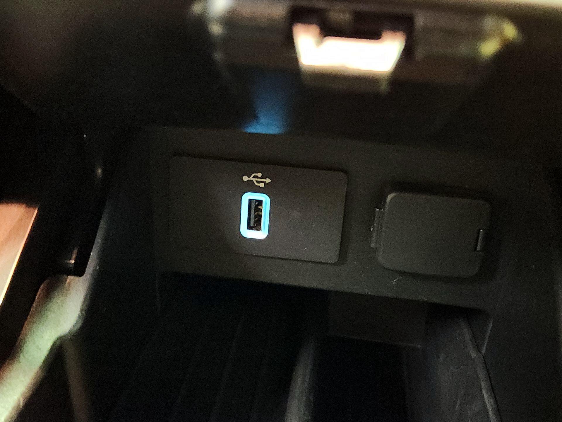 Thumbnail: 2017 Ford Explorer - 19