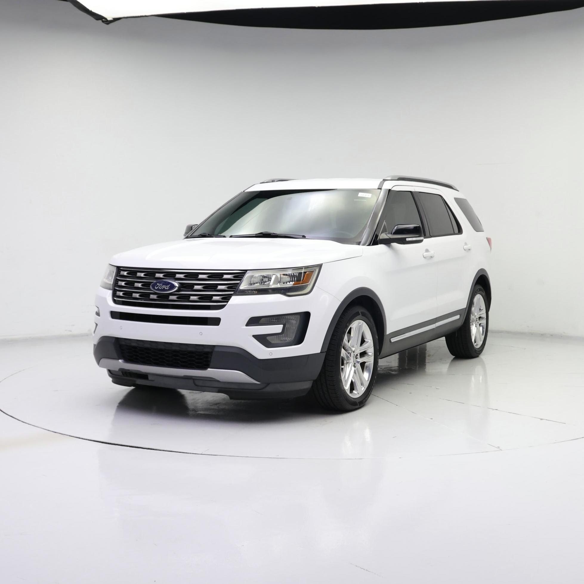 Thumbnail: 2017 Ford Explorer - 4