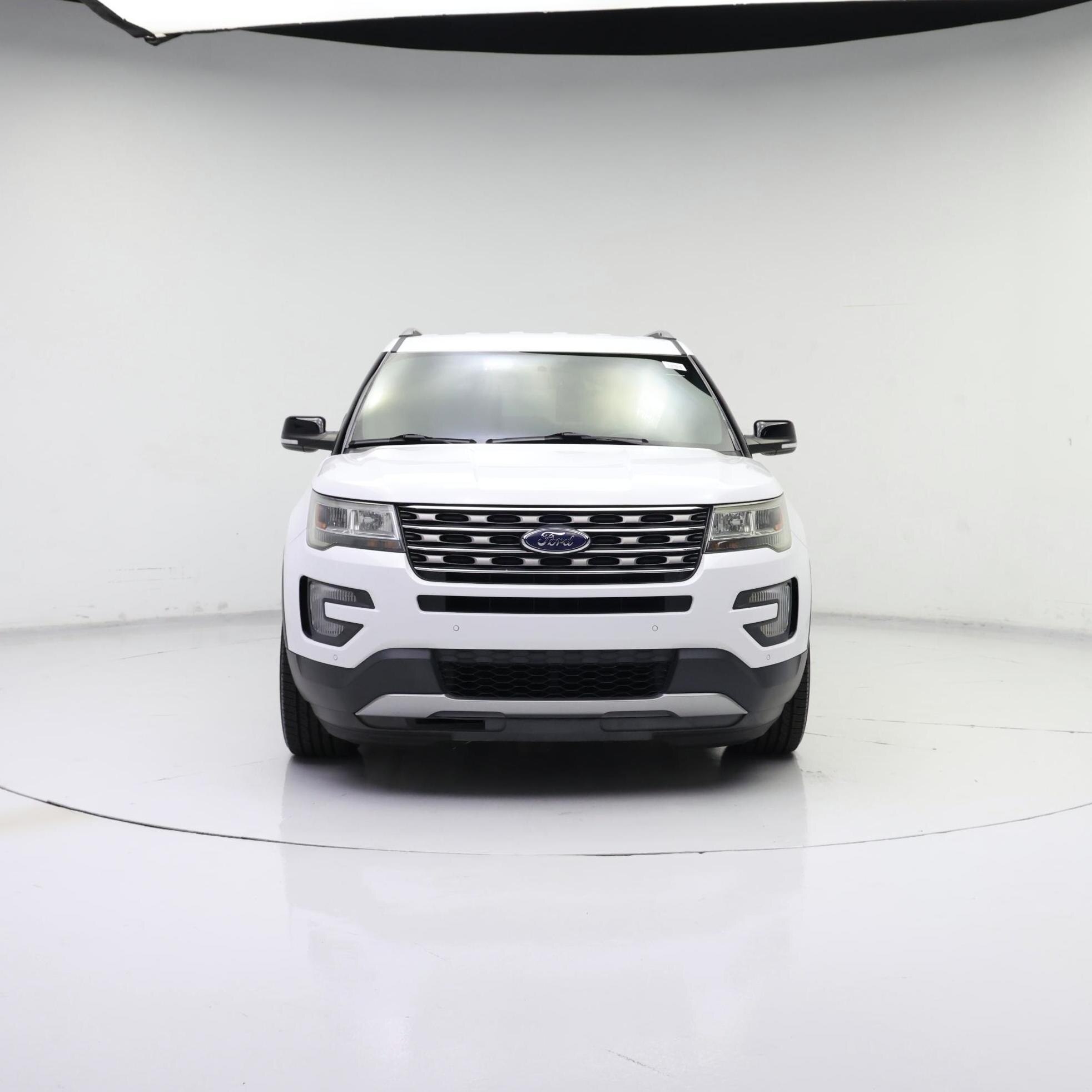 Thumbnail: 2017 Ford Explorer - 5