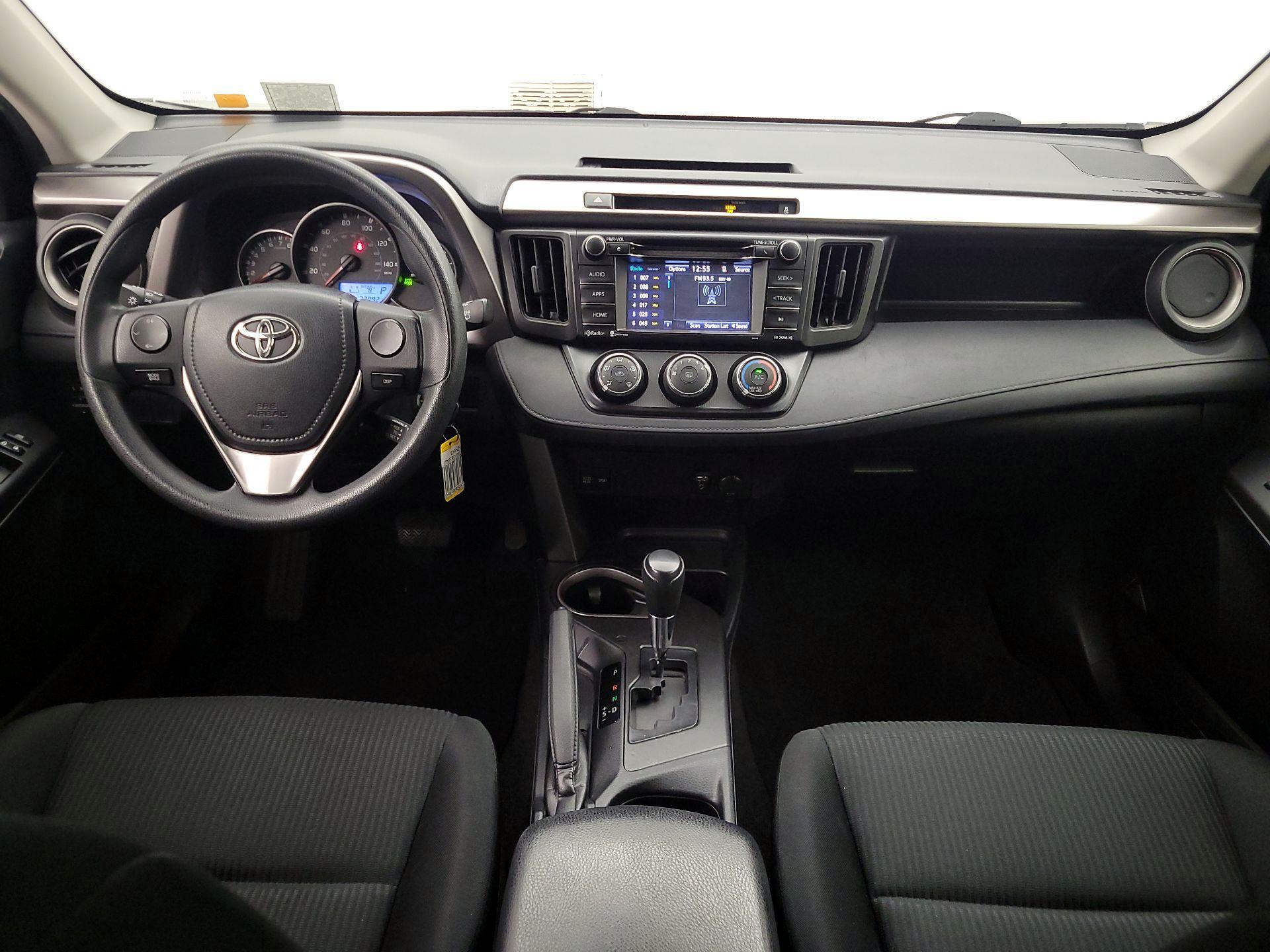 Thumbnail: 2016 Toyota RAV4 - 9