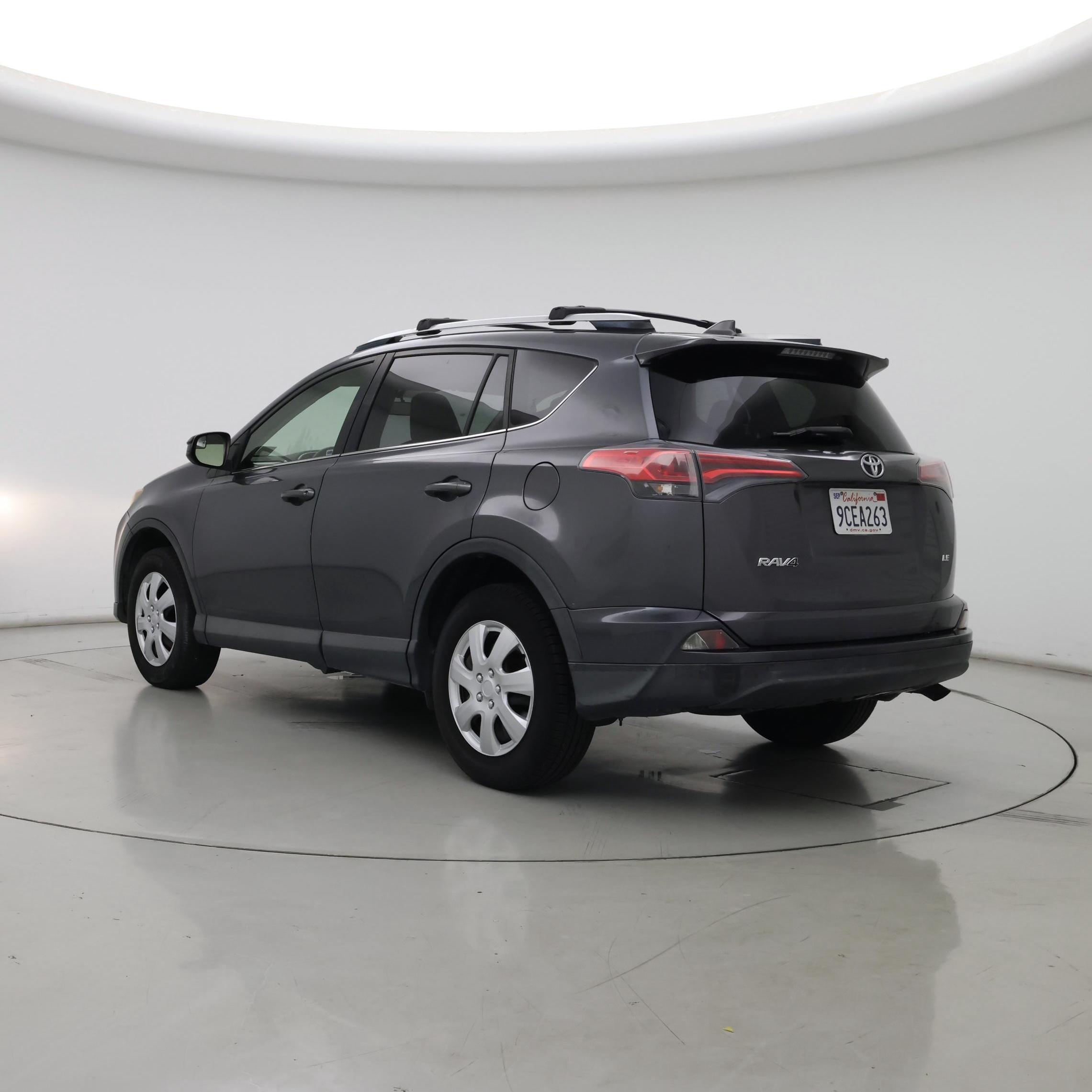 Thumbnail: 2016 Toyota RAV4 - 2