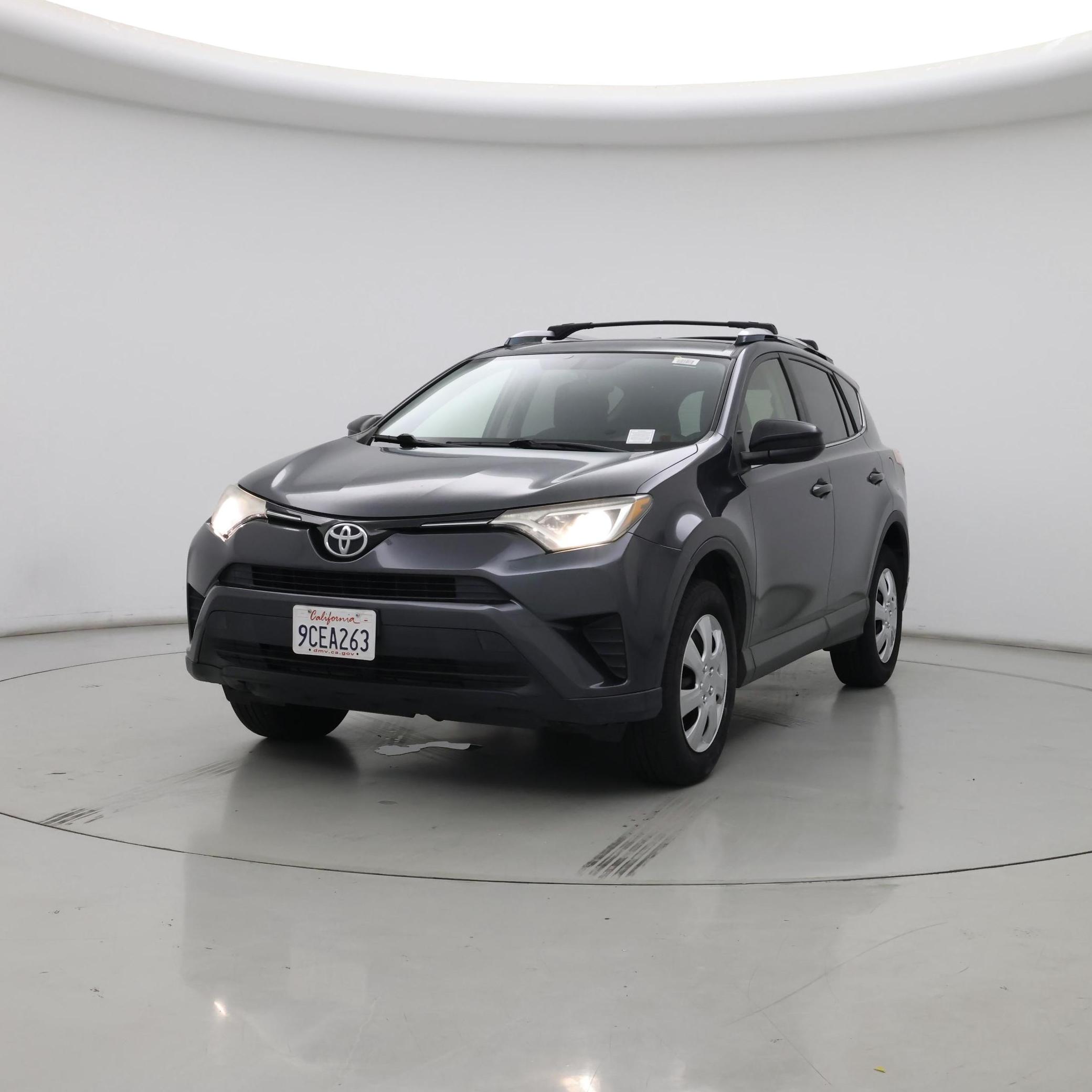 Thumbnail: 2016 Toyota RAV4 - 4