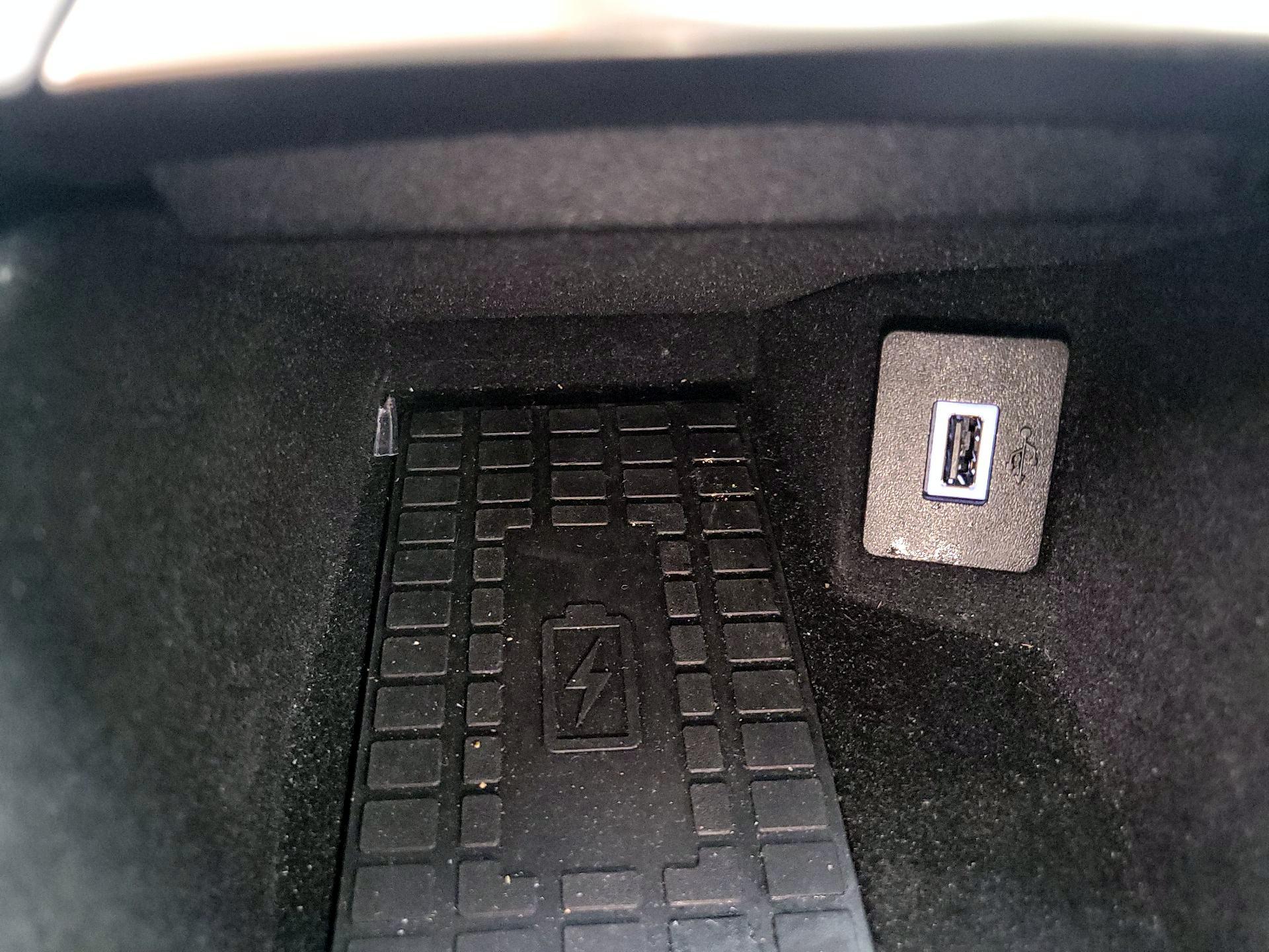 Thumbnail: 2020 Lincoln Nautilus - 18